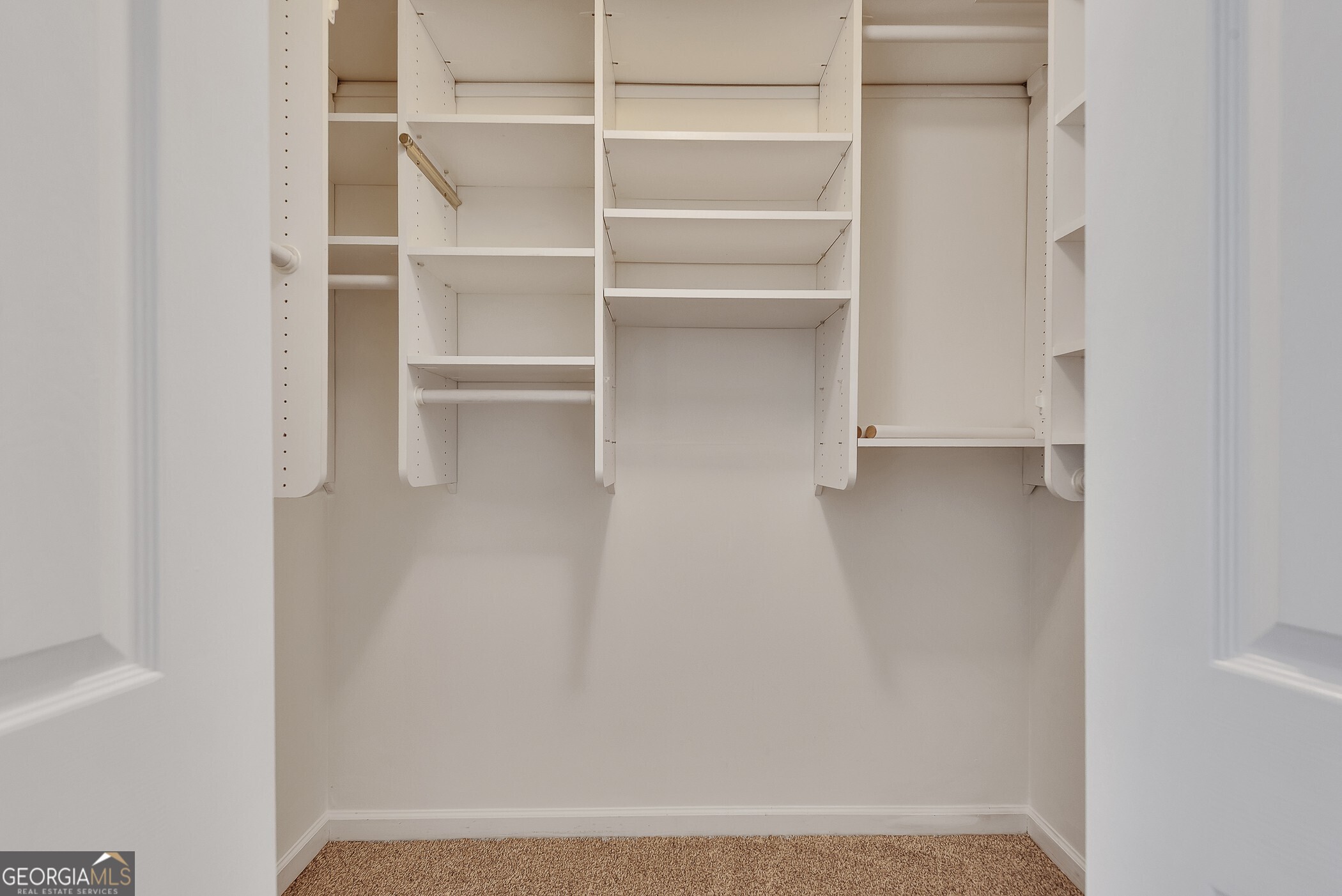 1027 Ashbury Drive