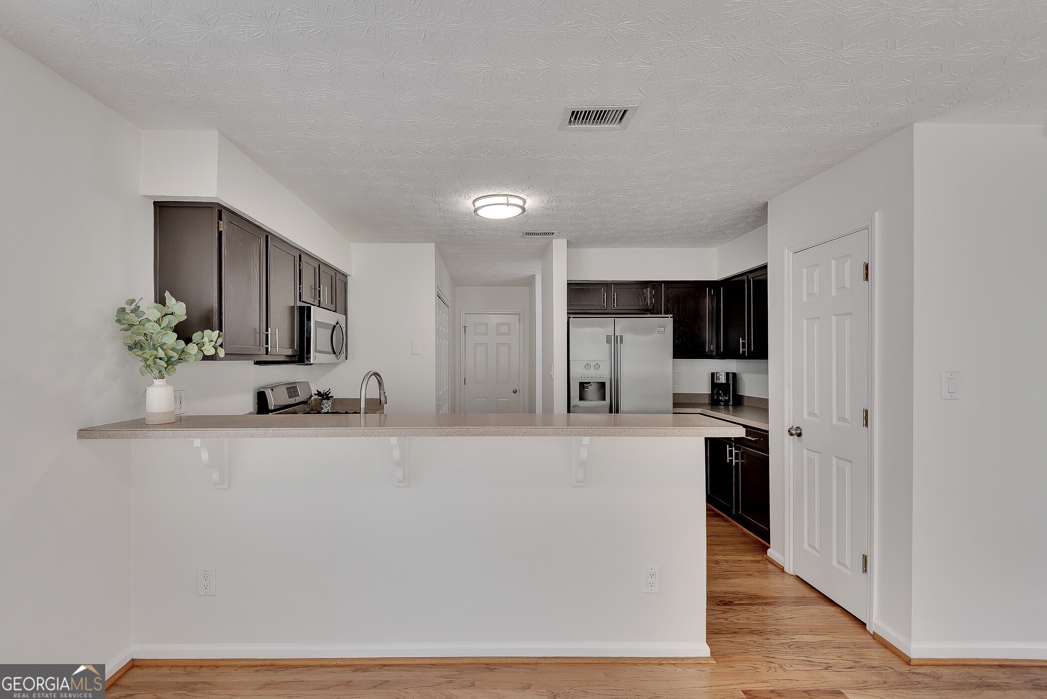 1027 Ashbury Drive