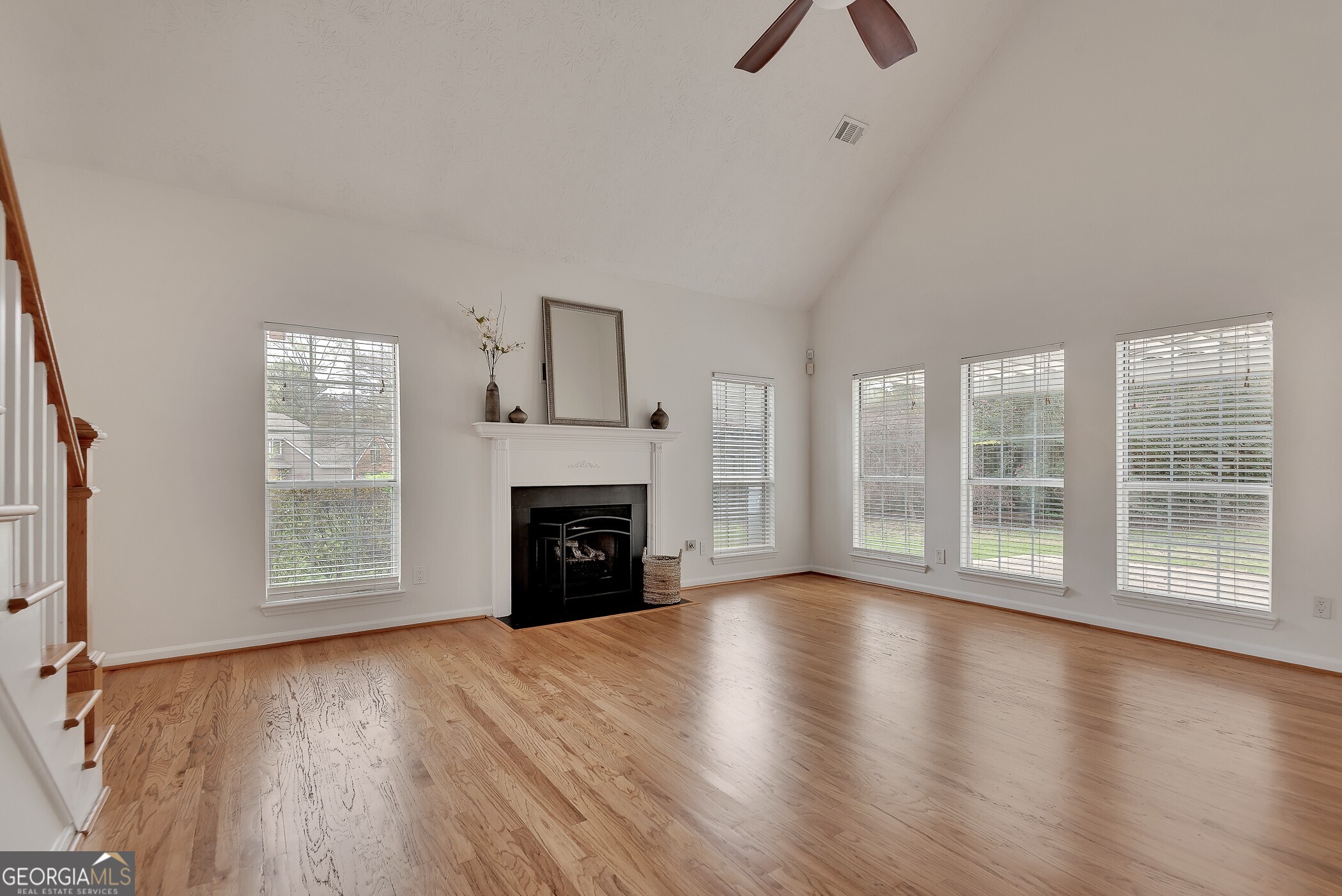 1027 Ashbury Drive