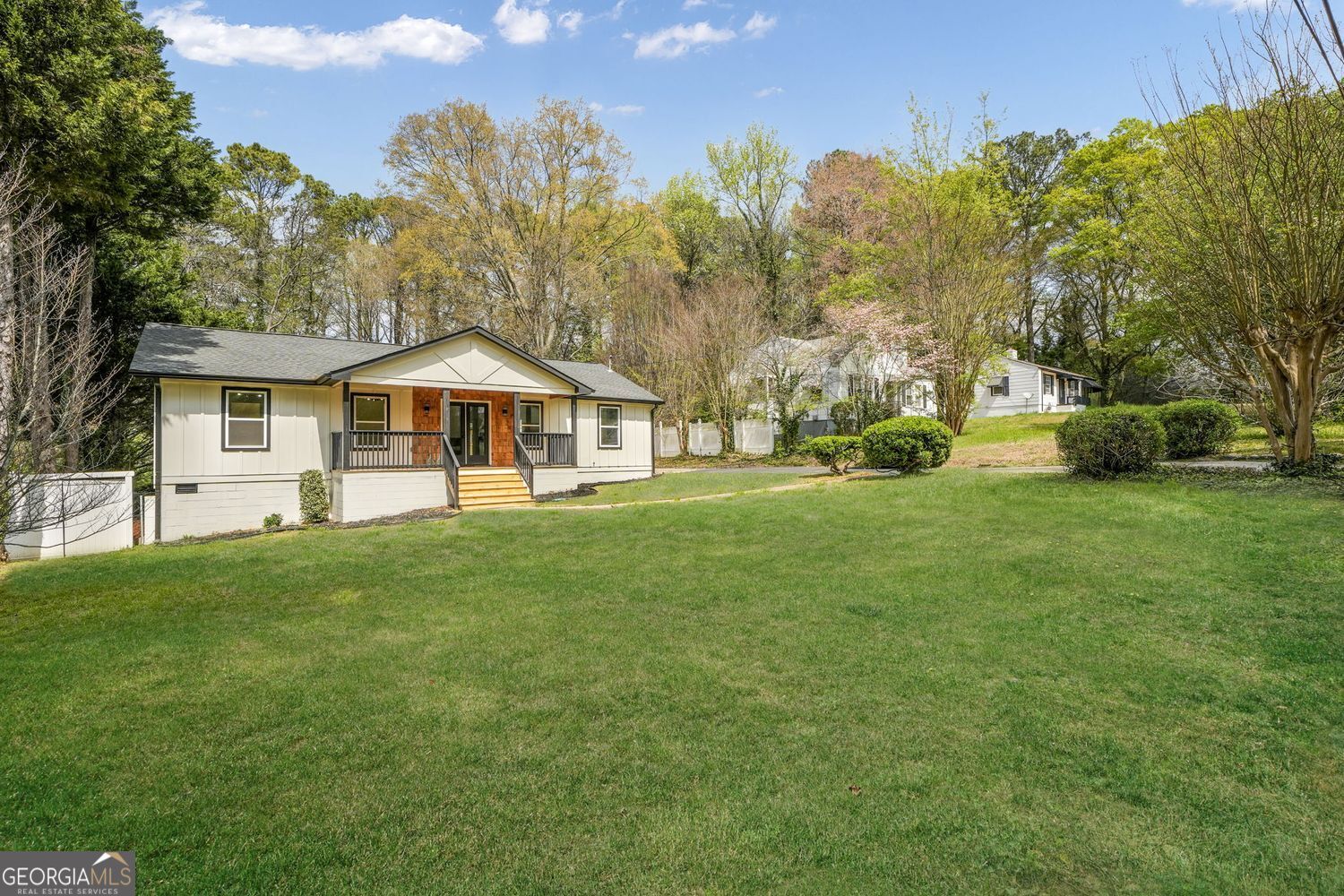 1705 Beechwood SW