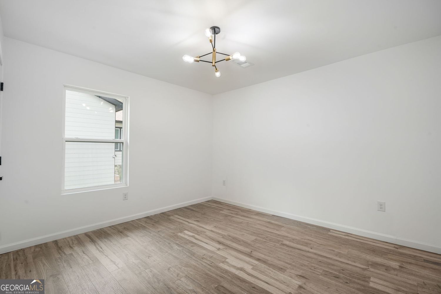 1705 Beechwood SW