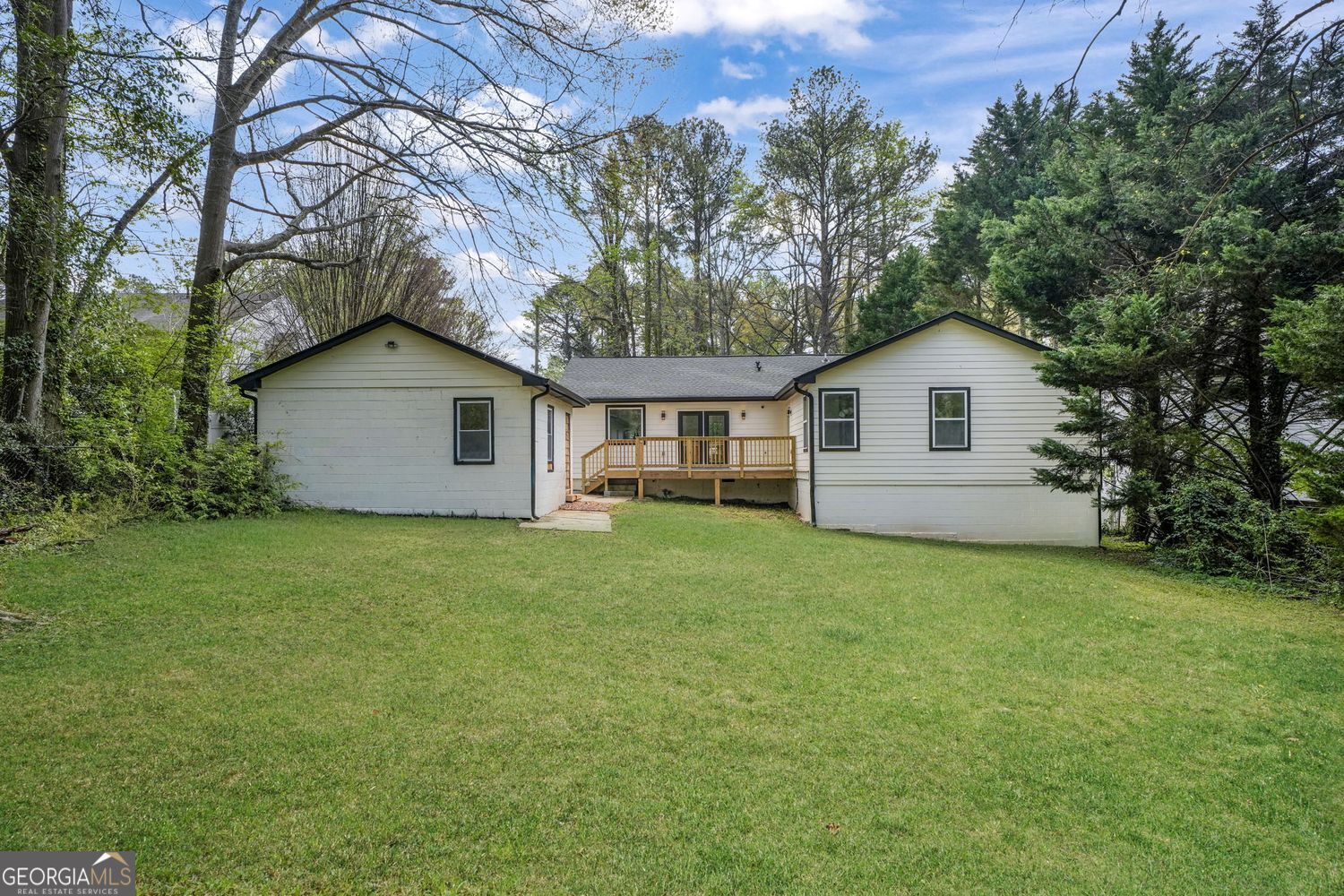1705 Beechwood SW