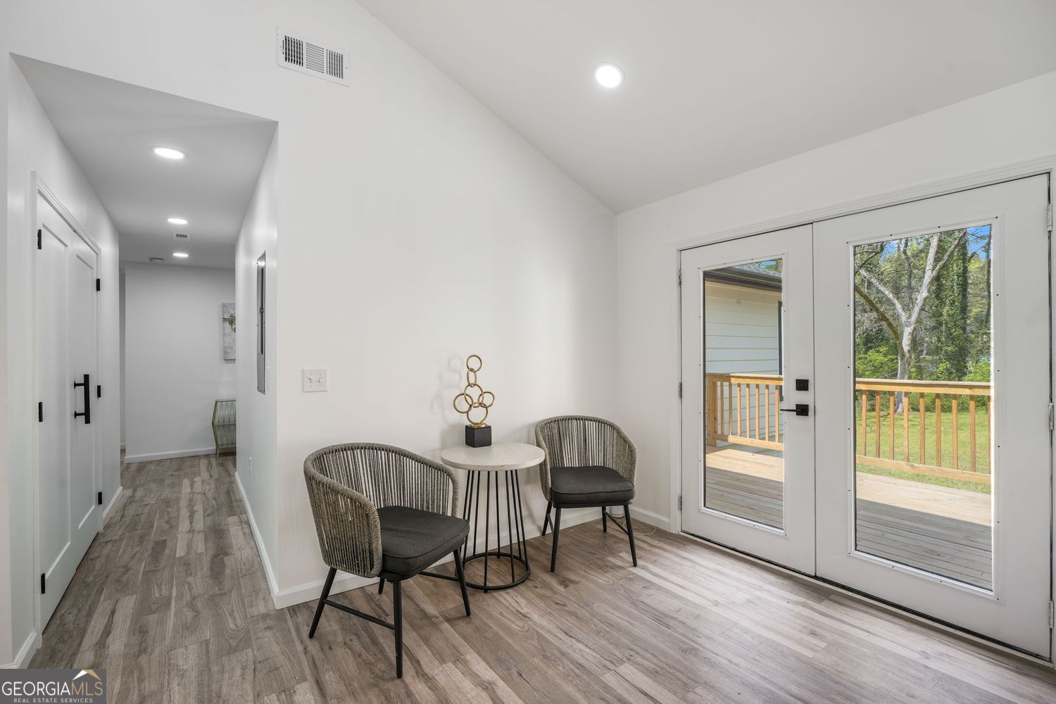1705 Beechwood SW