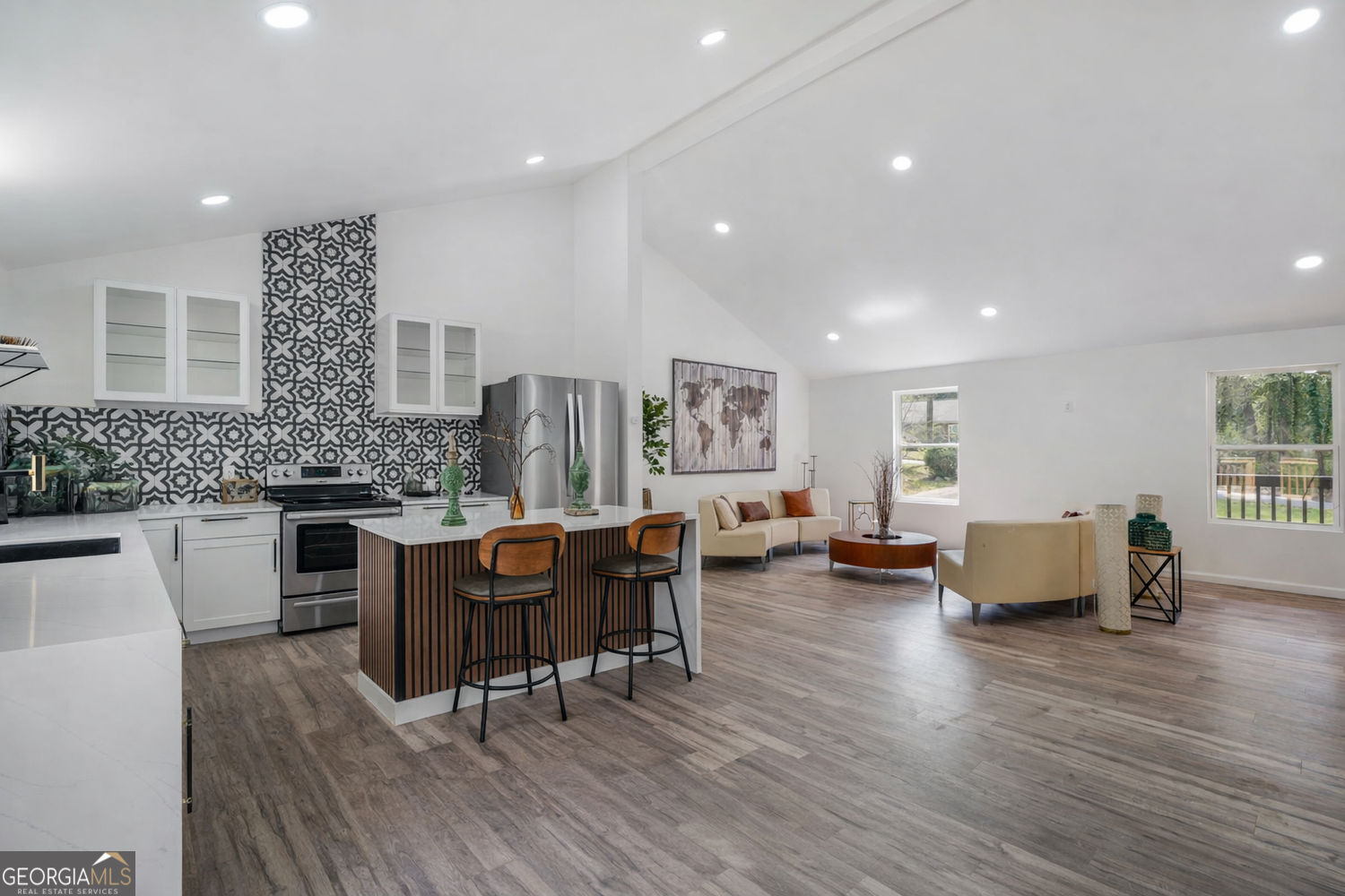 1705 Beechwood SW