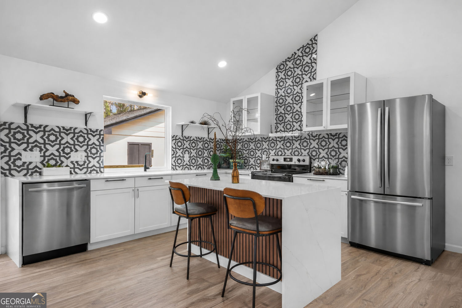 1705 Beechwood SW