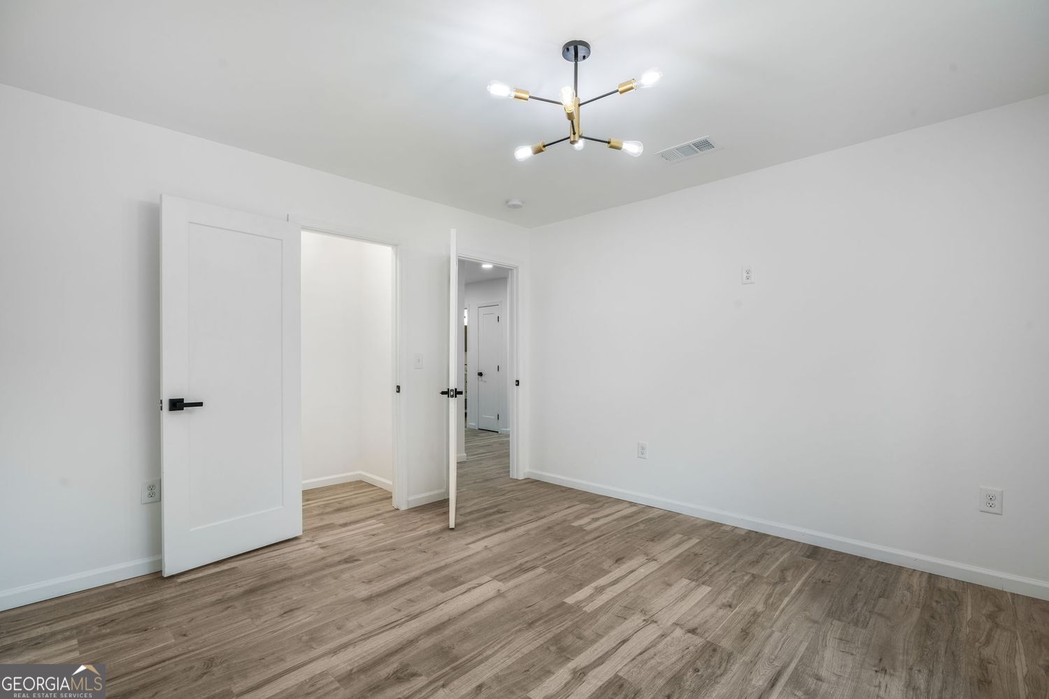 1705 Beechwood SW