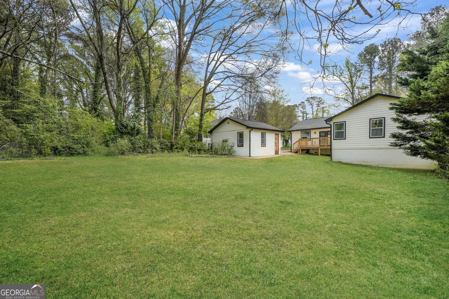 1705 Beechwood SW