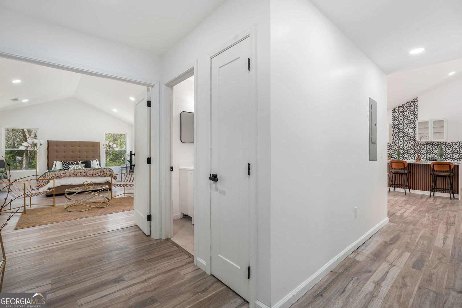 1705 Beechwood SW