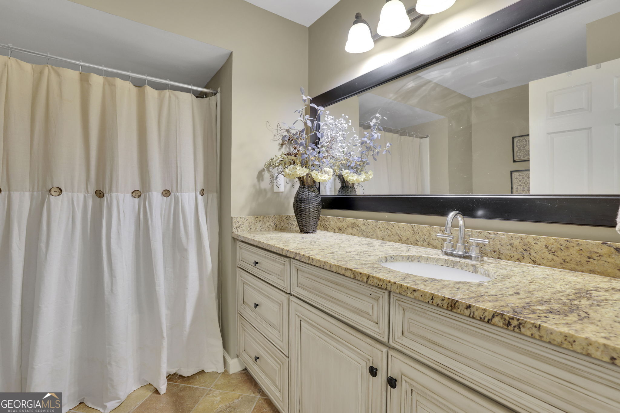 3850 Loch Highland Parkway NE