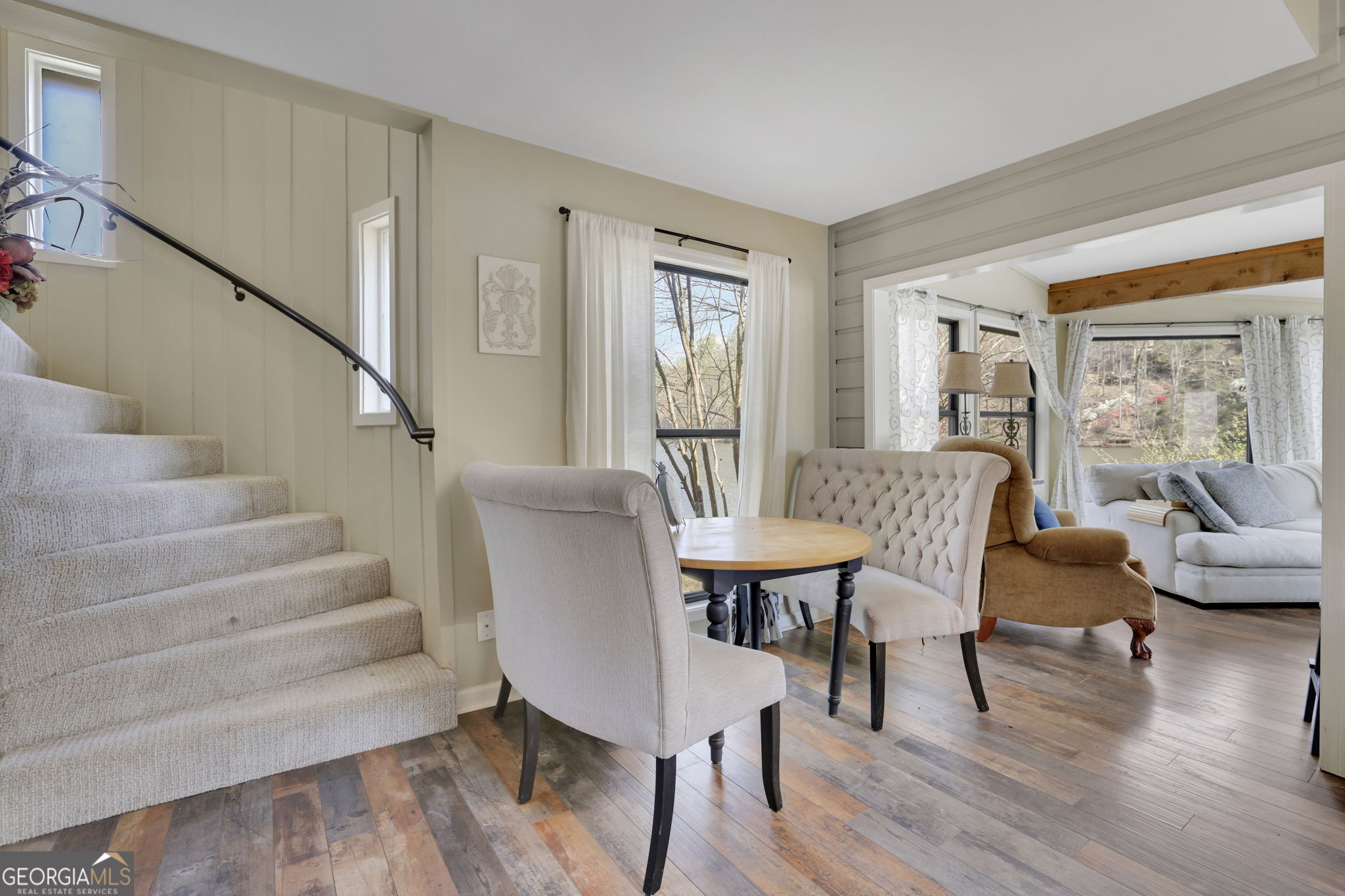 3850 Loch Highland Parkway NE