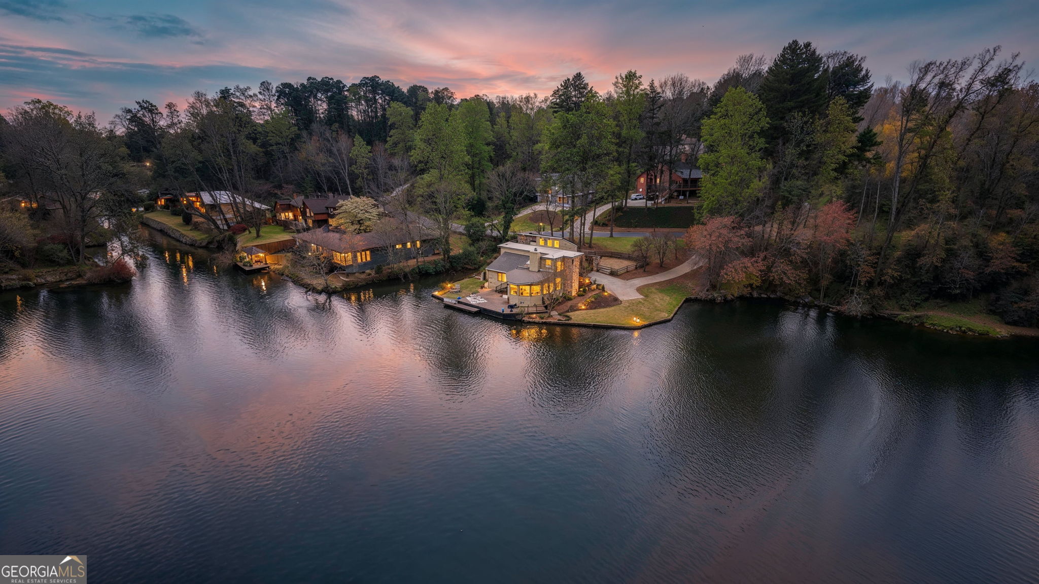 3850 Loch Highland Parkway NE