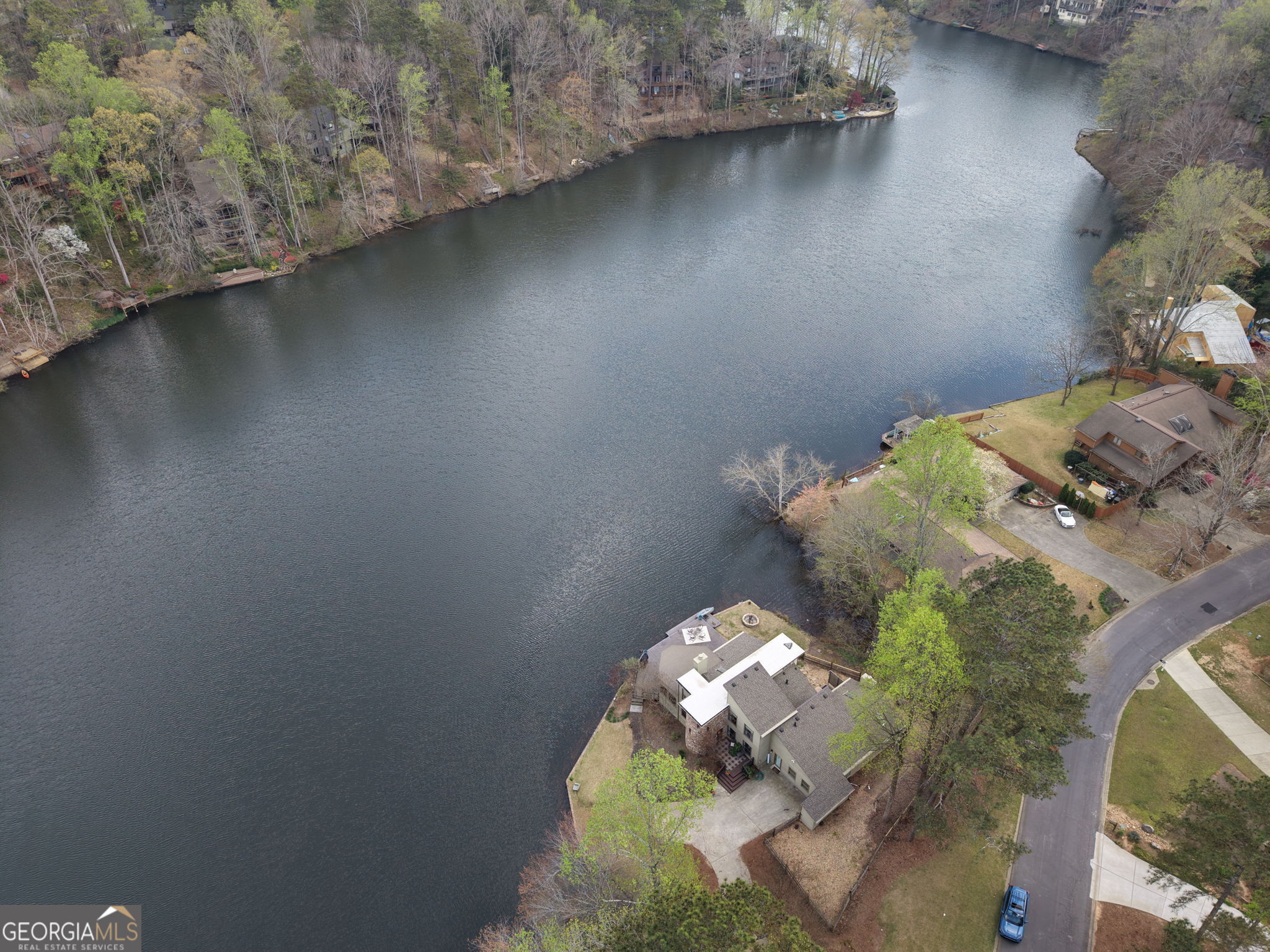 3850 Loch Highland Parkway NE