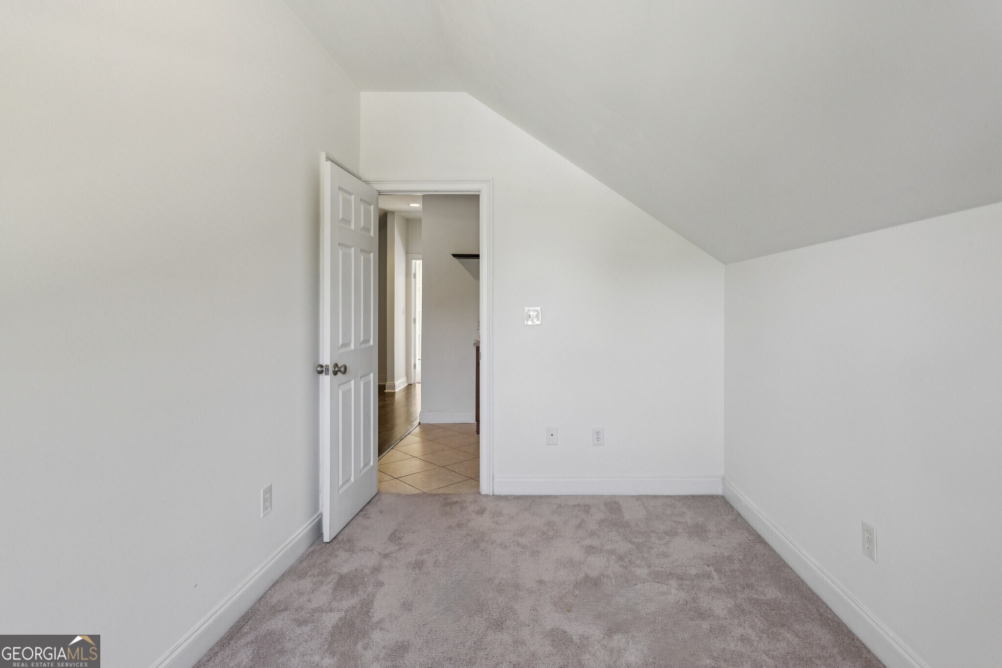 546 Highland Avenue NE