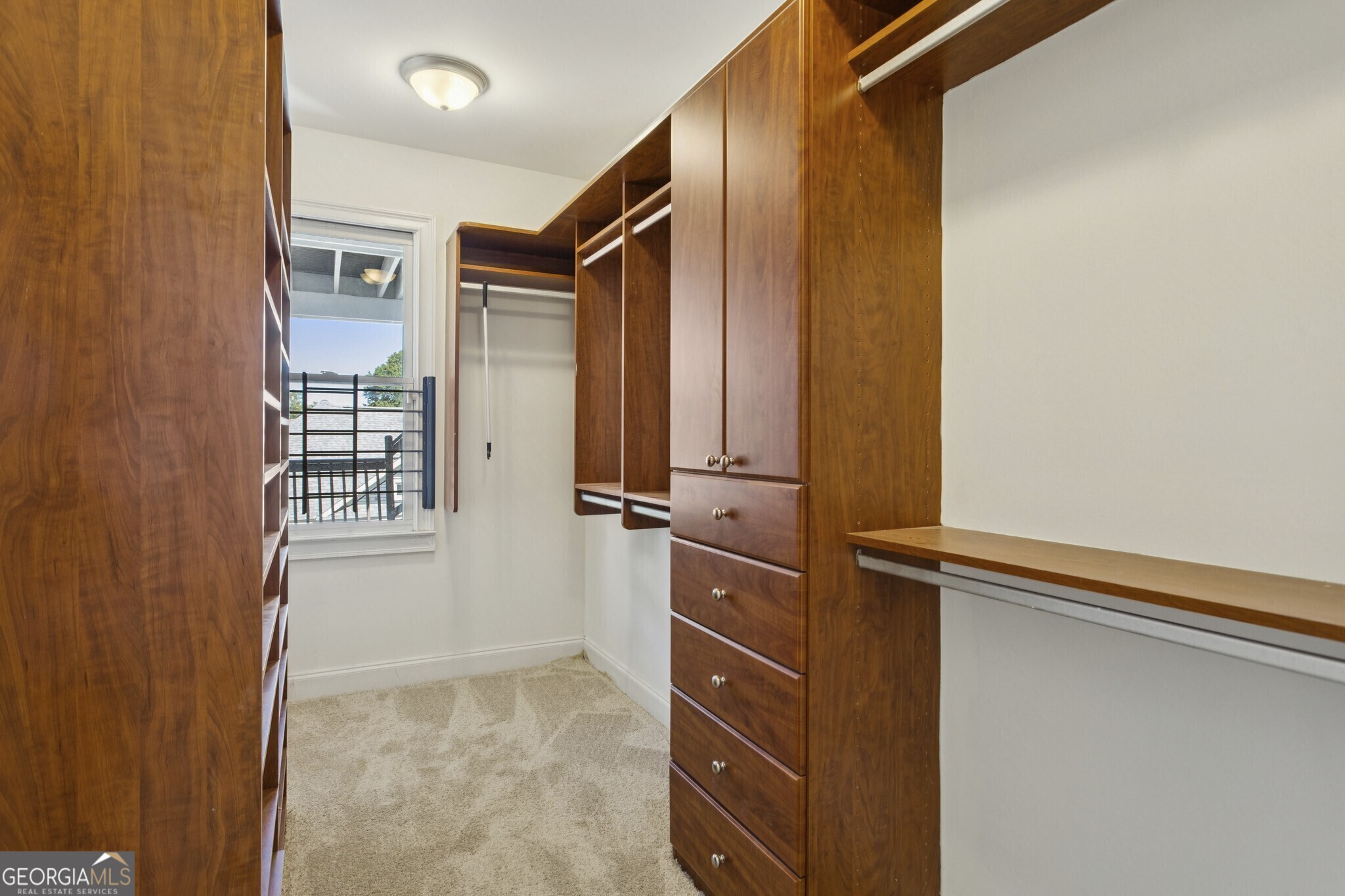 546 Highland Avenue NE