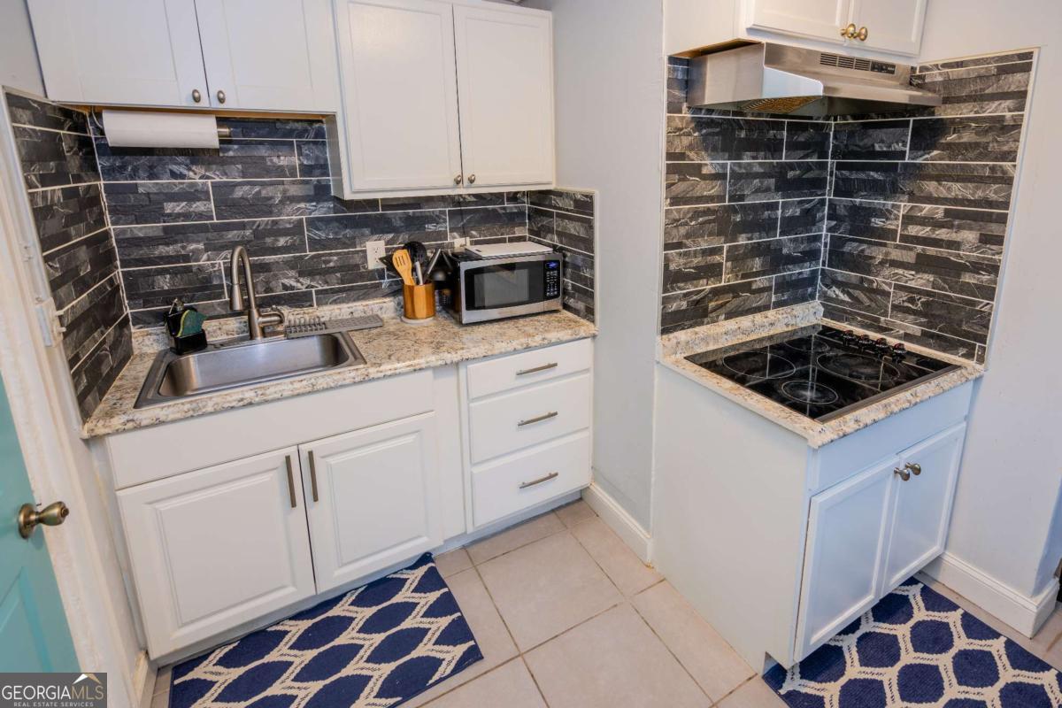235 Walnut Street NW