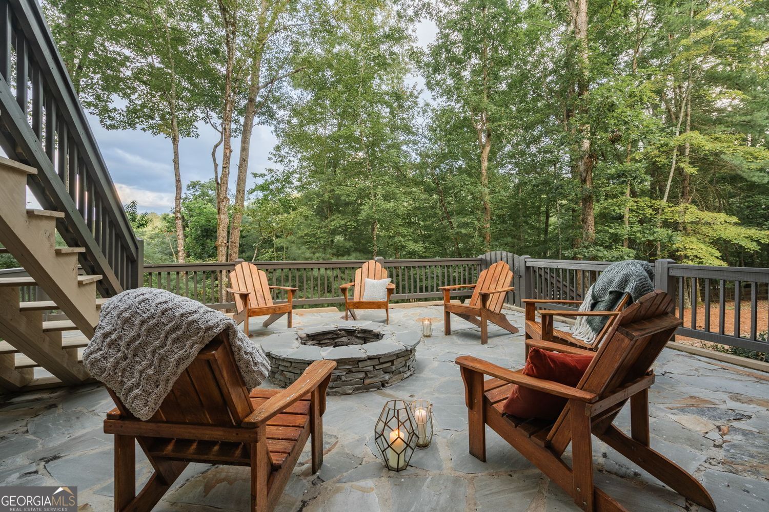 140 Black Oaks Road