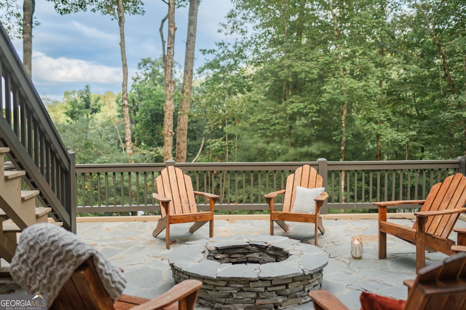 140 Black Oaks Road