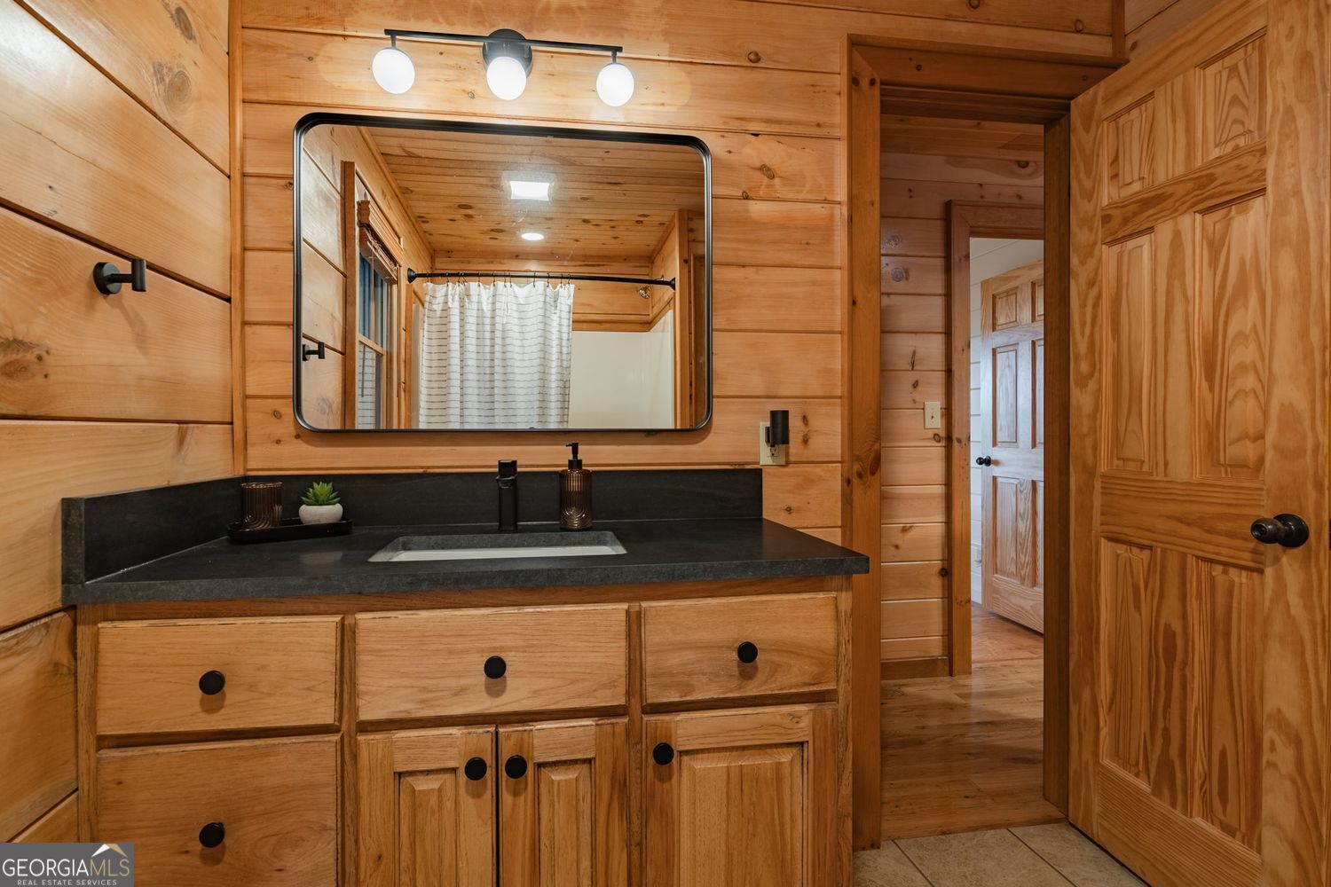 140 Black Oaks Road