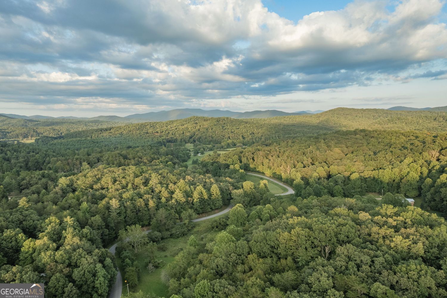 140 Black Oaks Road