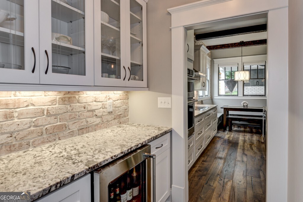 402 Pavillion Street SE