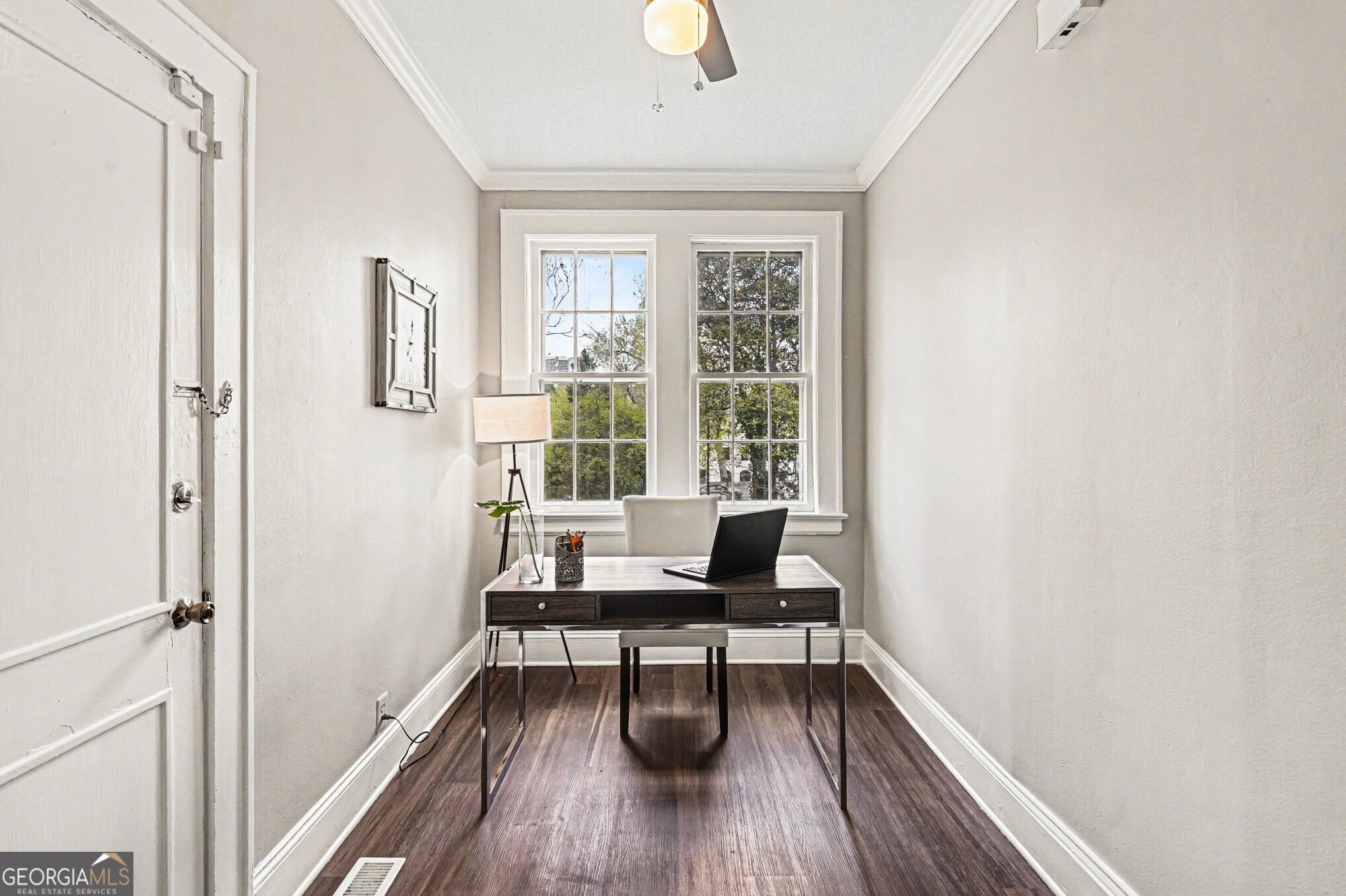 21 Peachtree Memorial Drive NW # 8