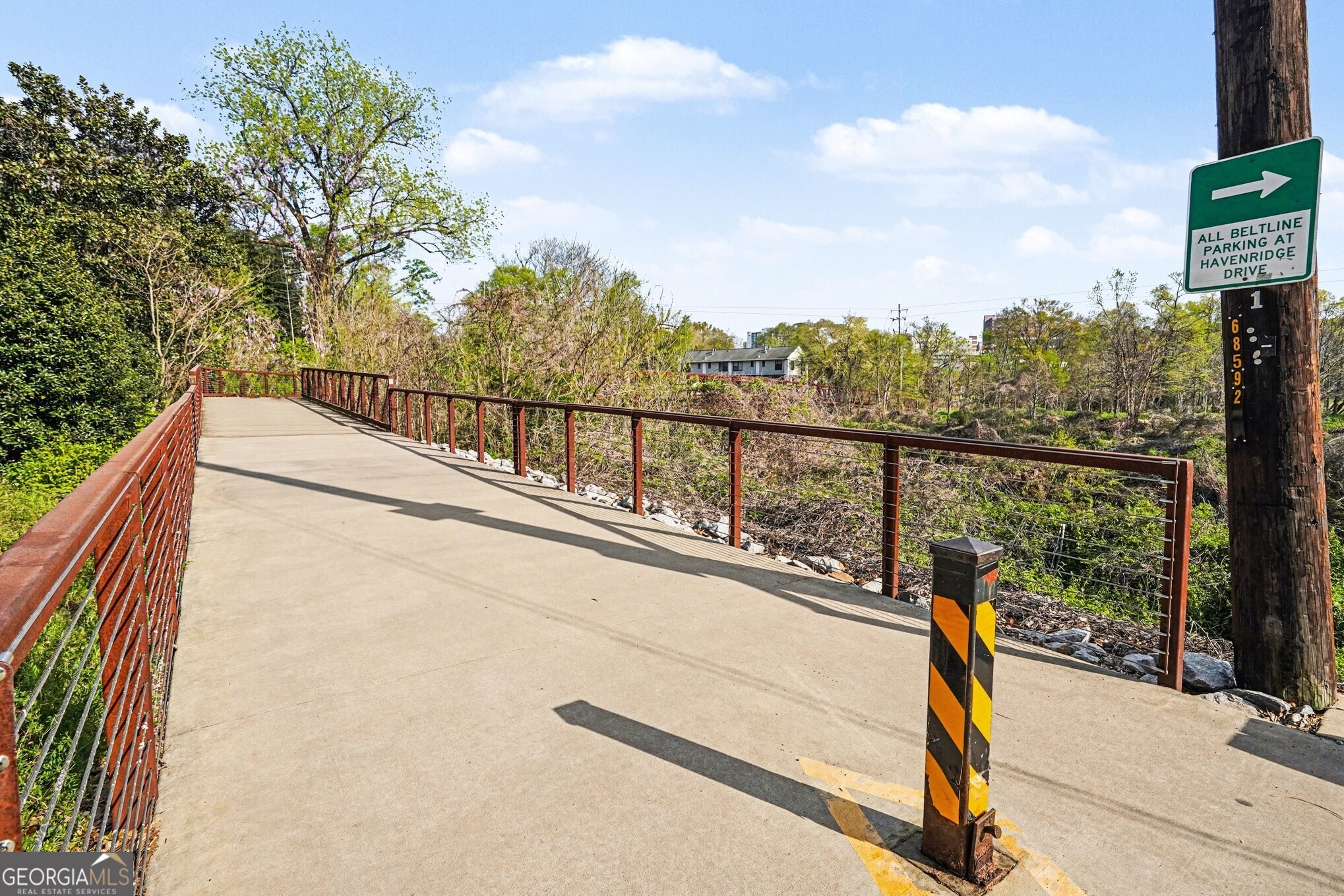 21 Peachtree Memorial Drive NW # 8