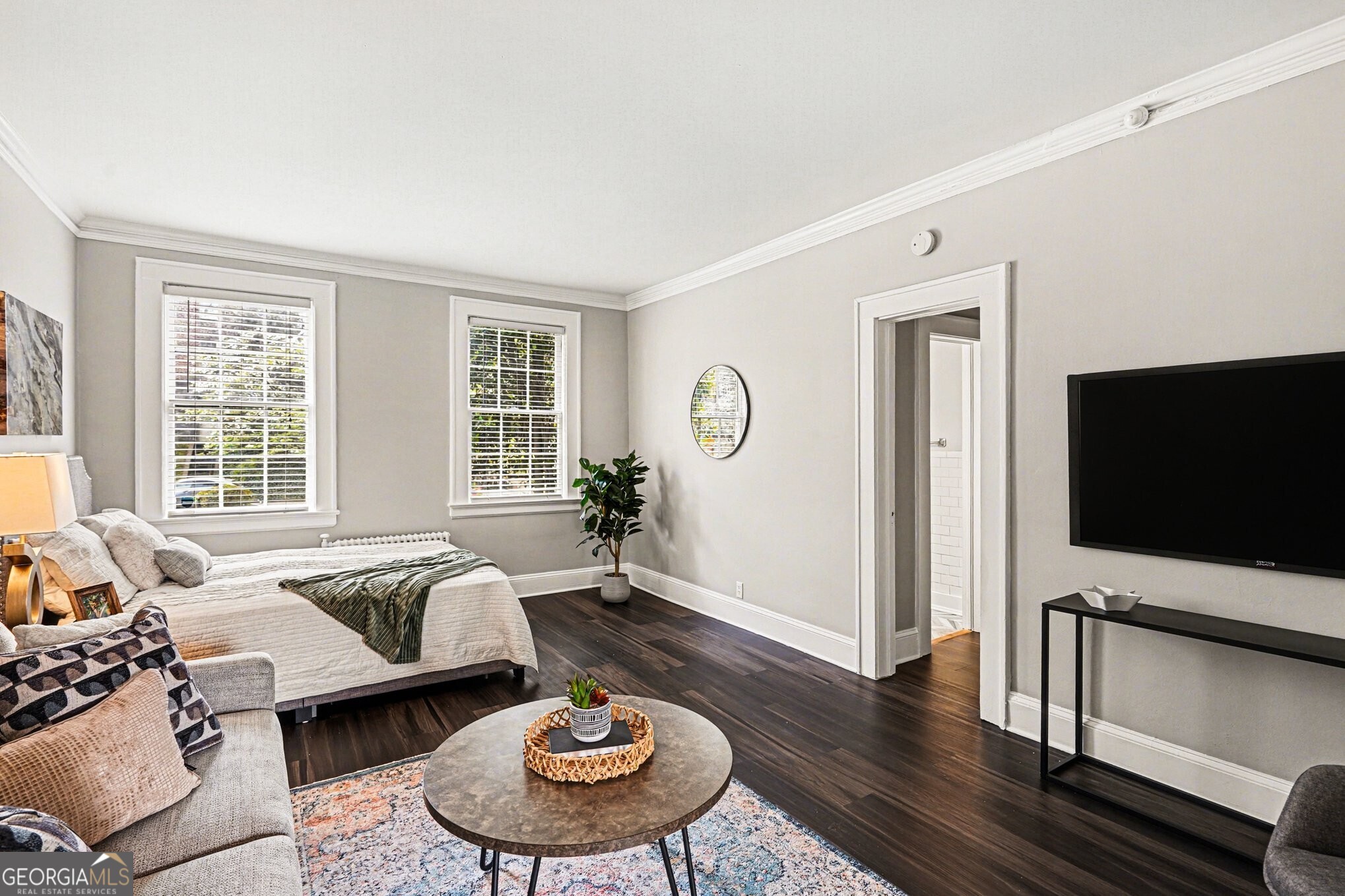 21 Peachtree Memorial Drive NW # 8