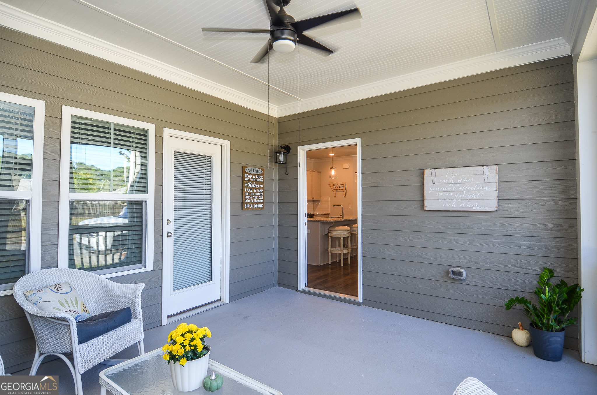 2562 Rathburn Circle