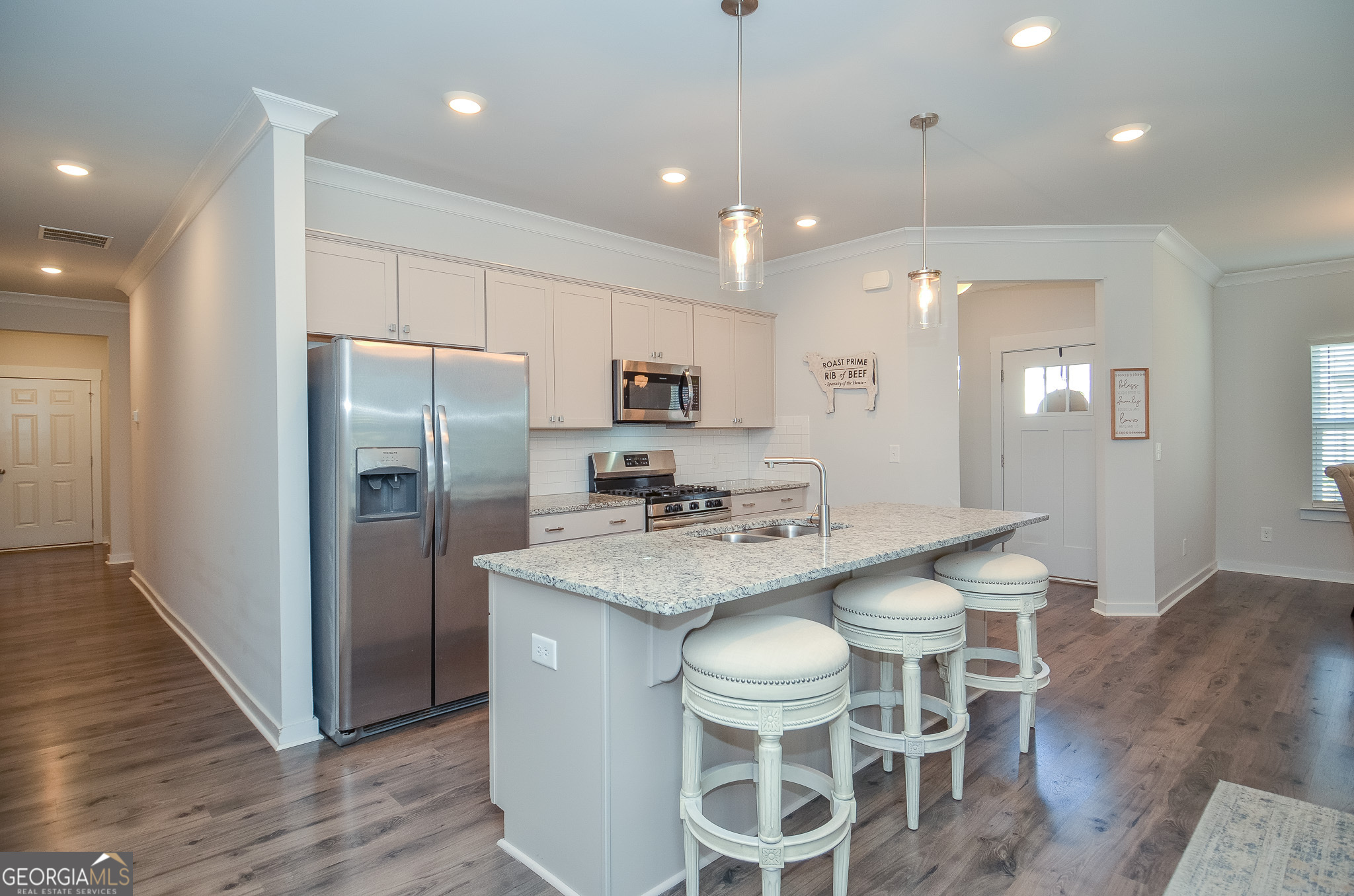 2562 Rathburn Circle