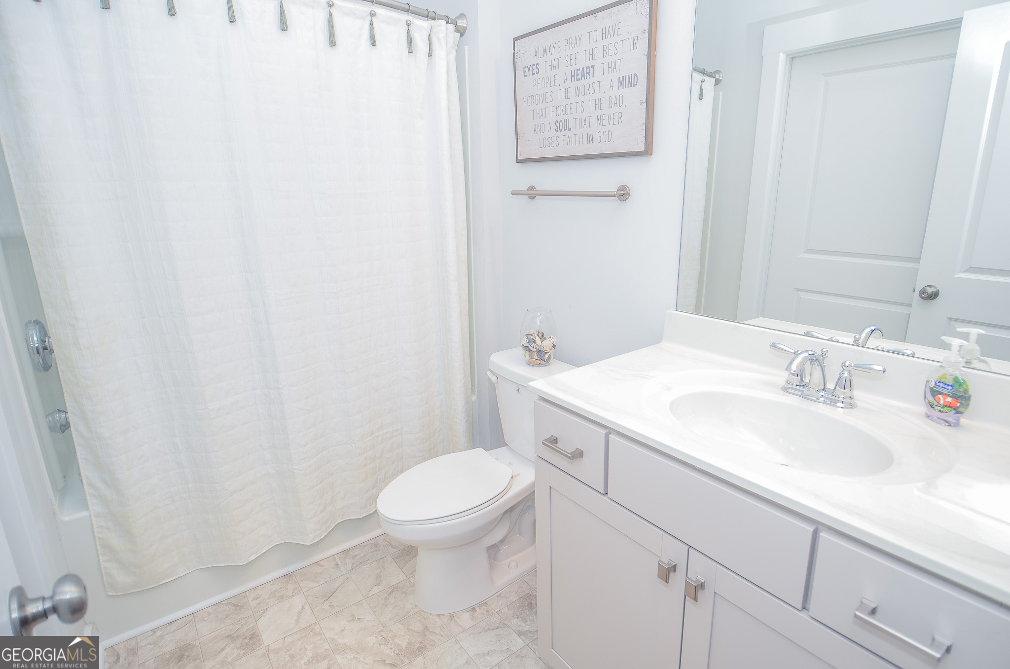 2562 Rathburn Circle