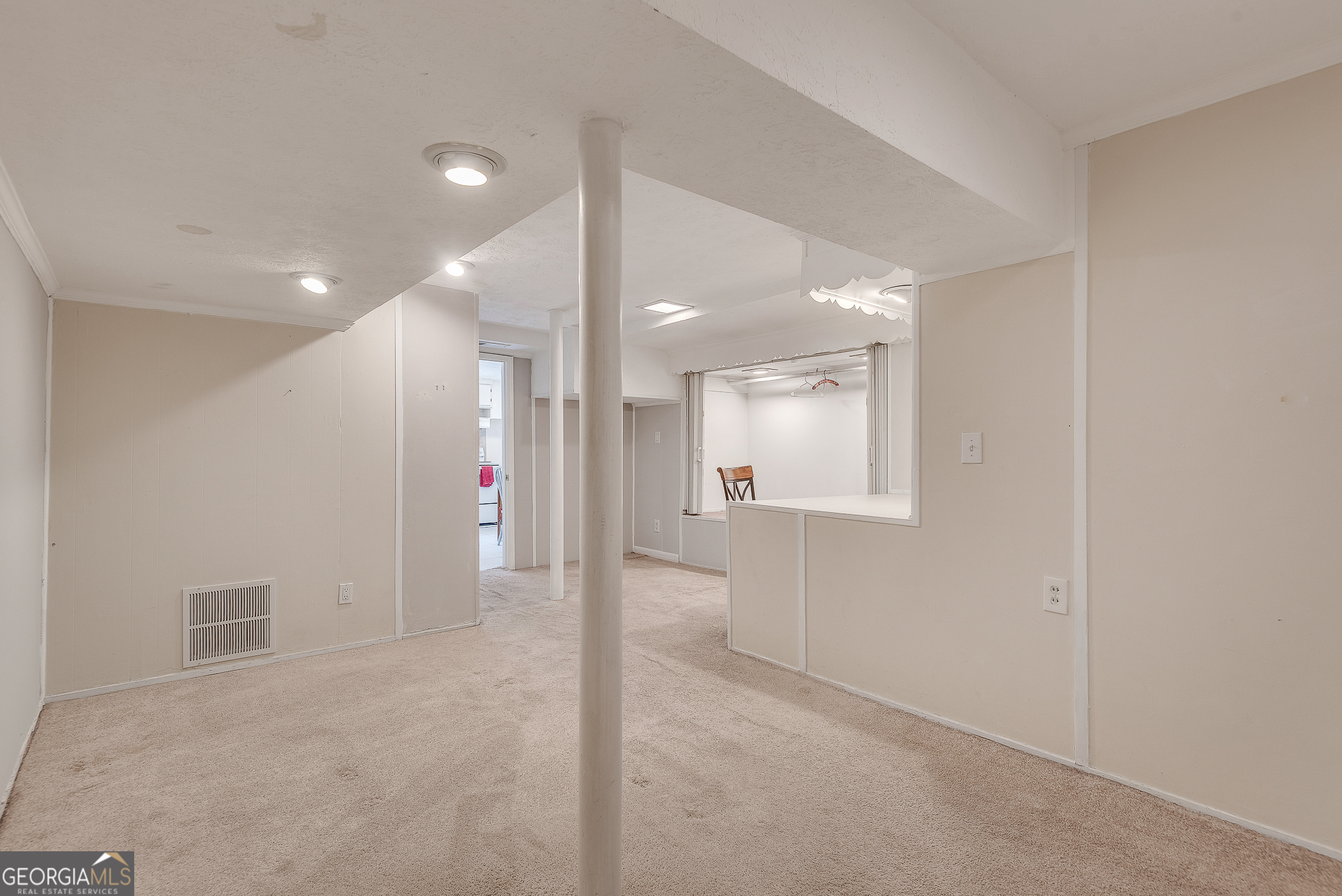 2774 Overlook Drive NE