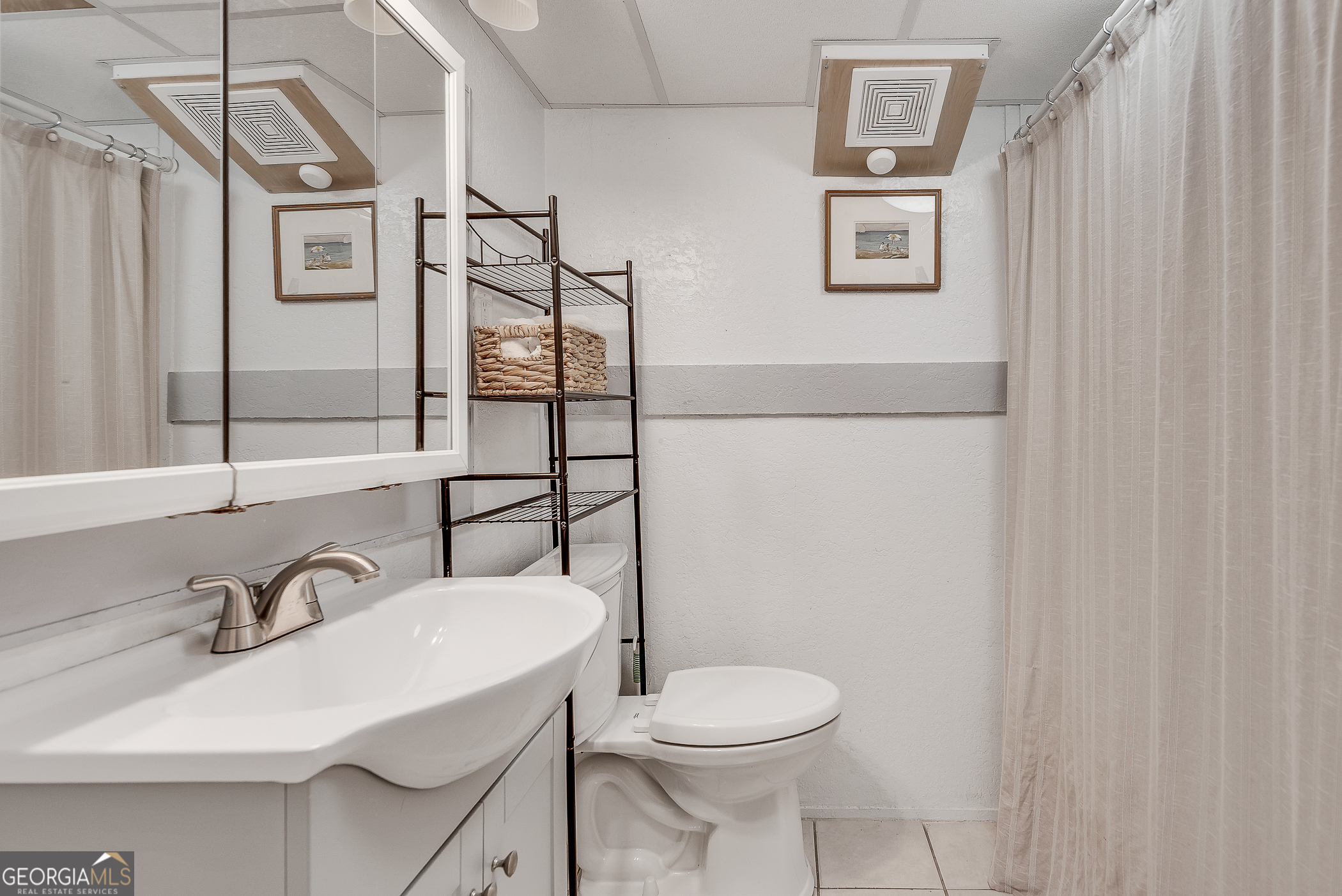 2774 Overlook Drive NE