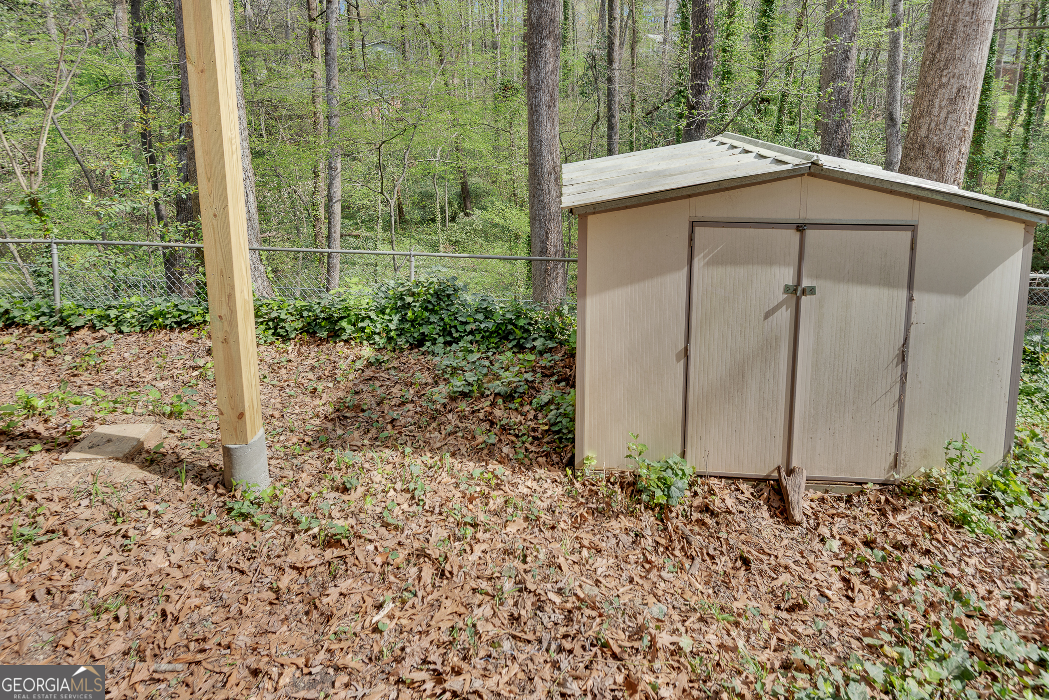 2774 Overlook Drive NE