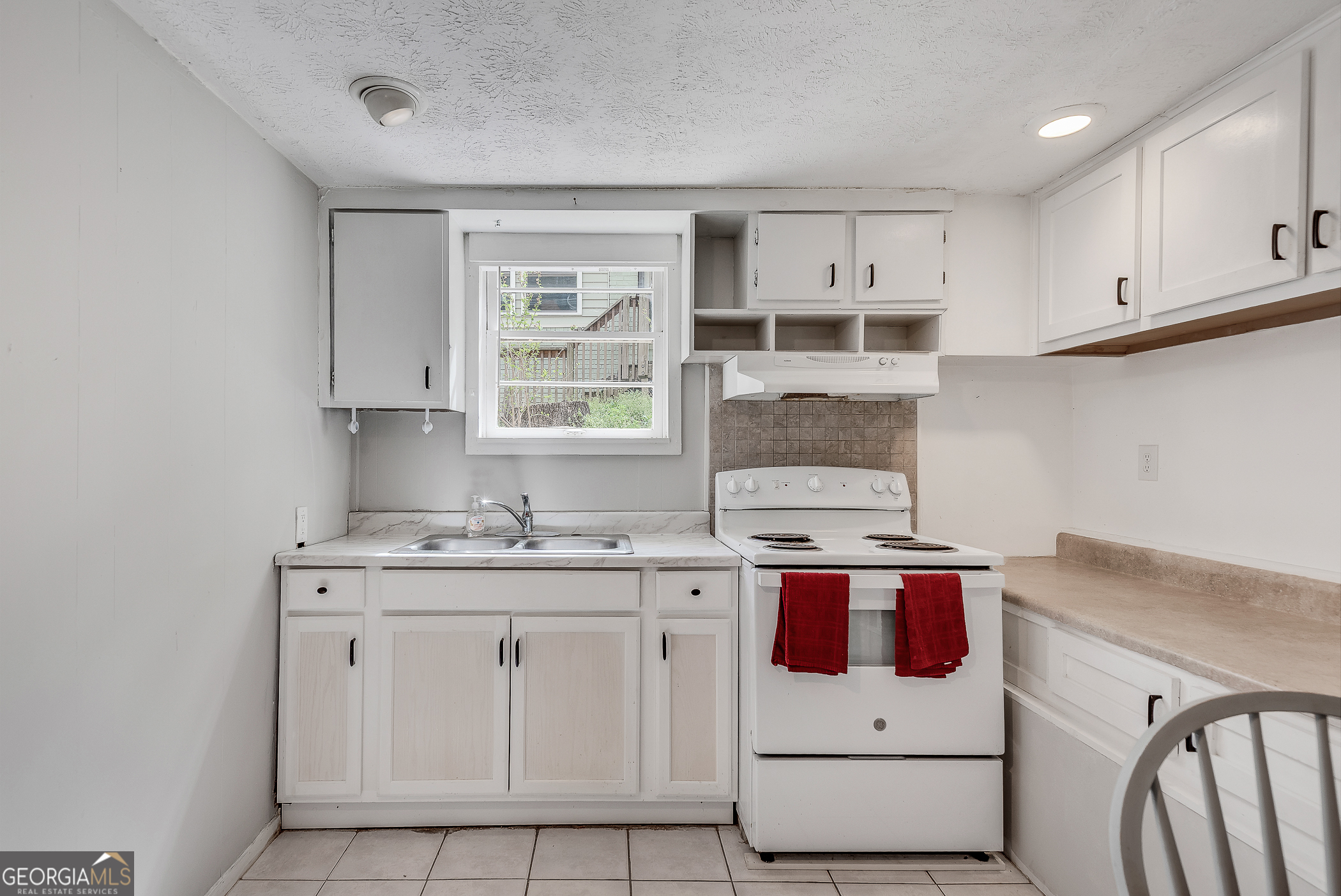 2774 Overlook Drive NE