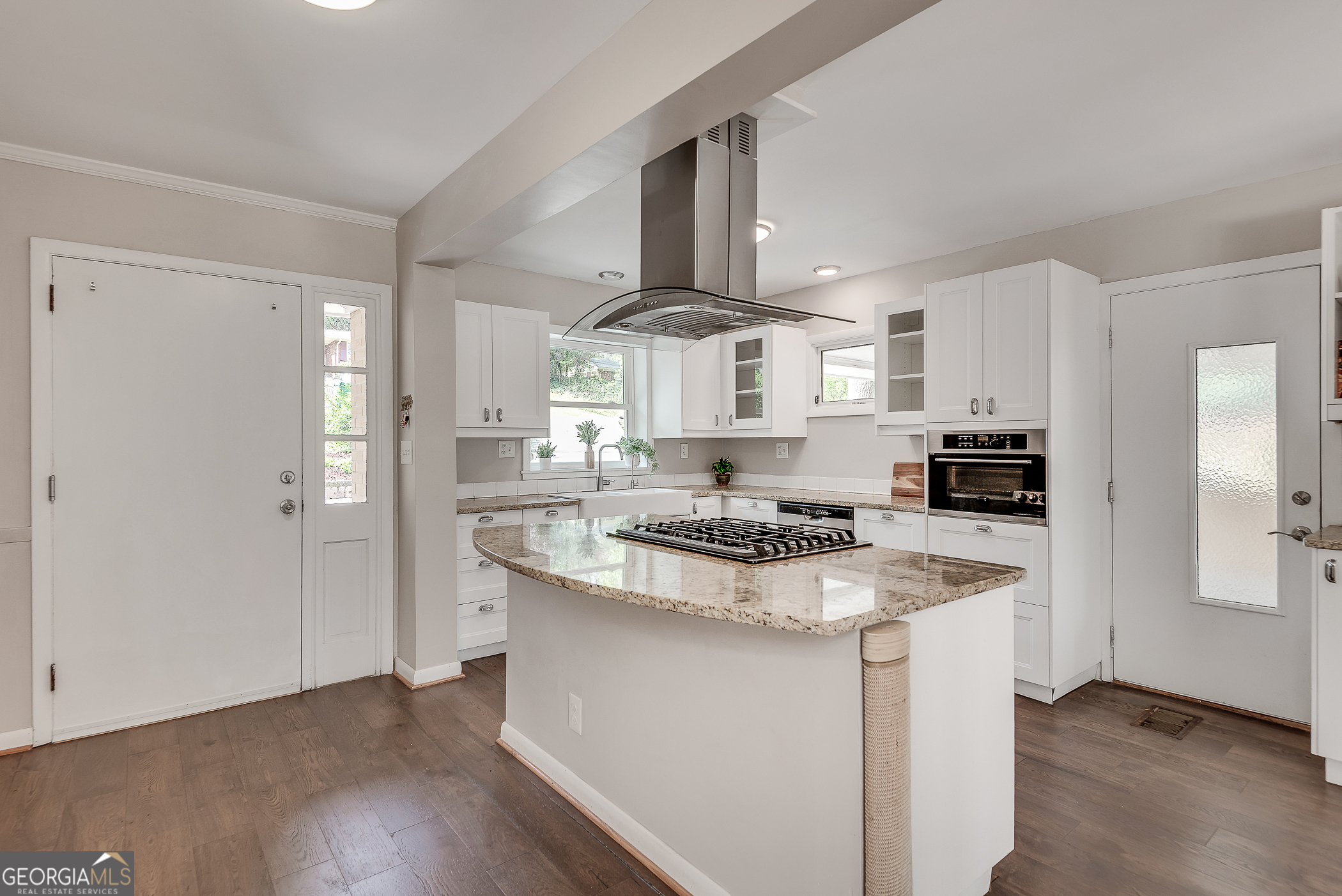 2774 Overlook Drive NE