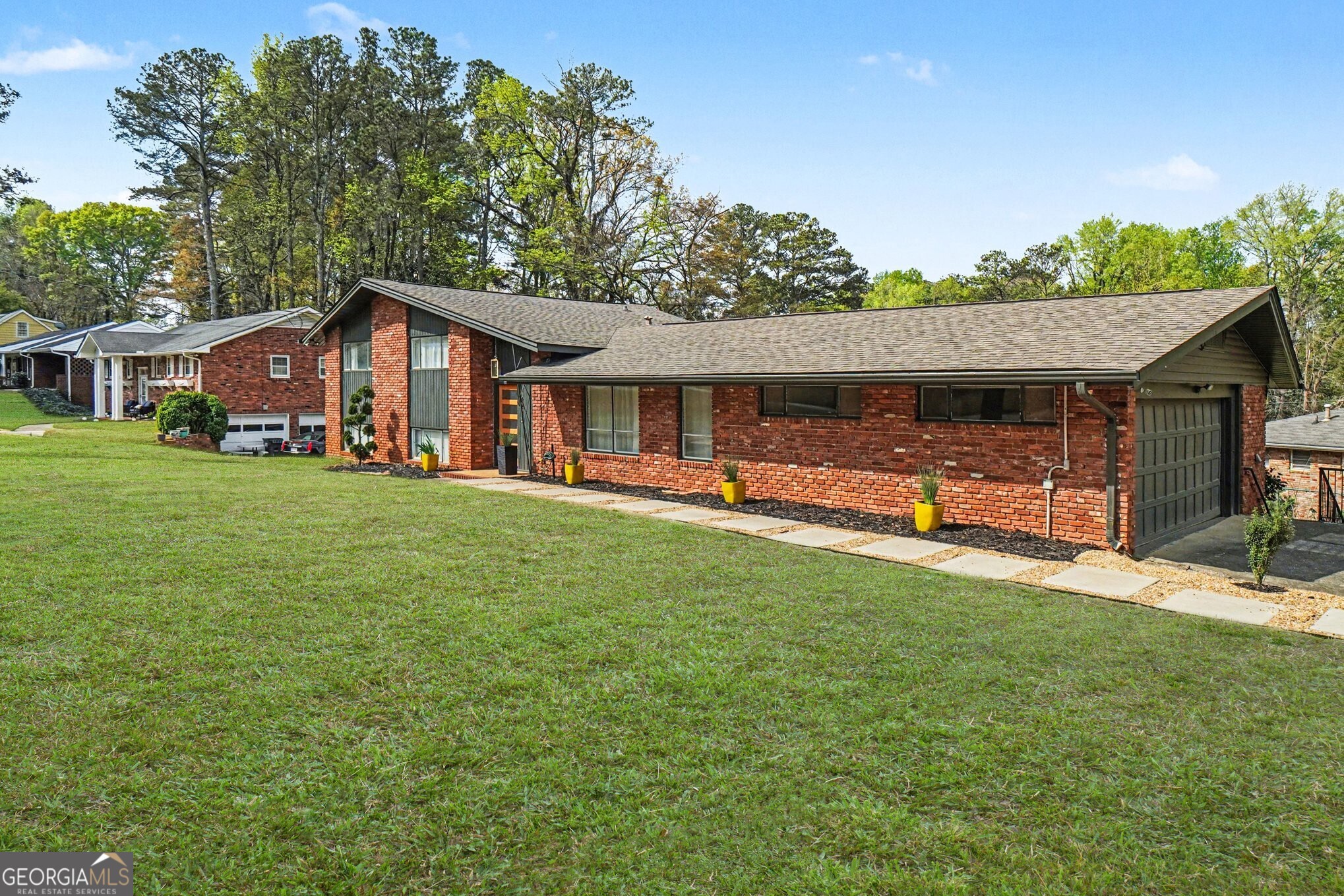 4233 Palm Springs Drive