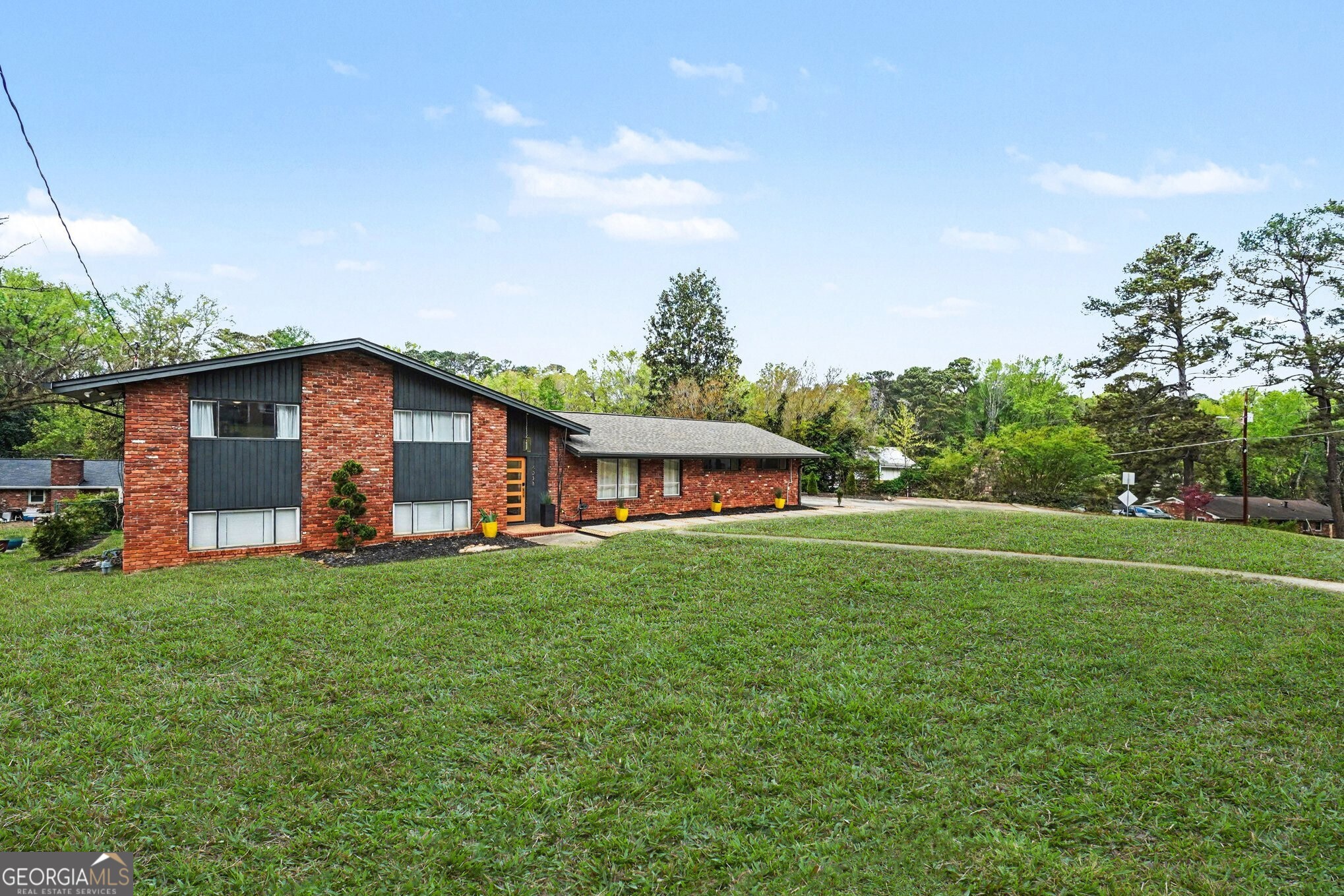 4233 Palm Springs Drive