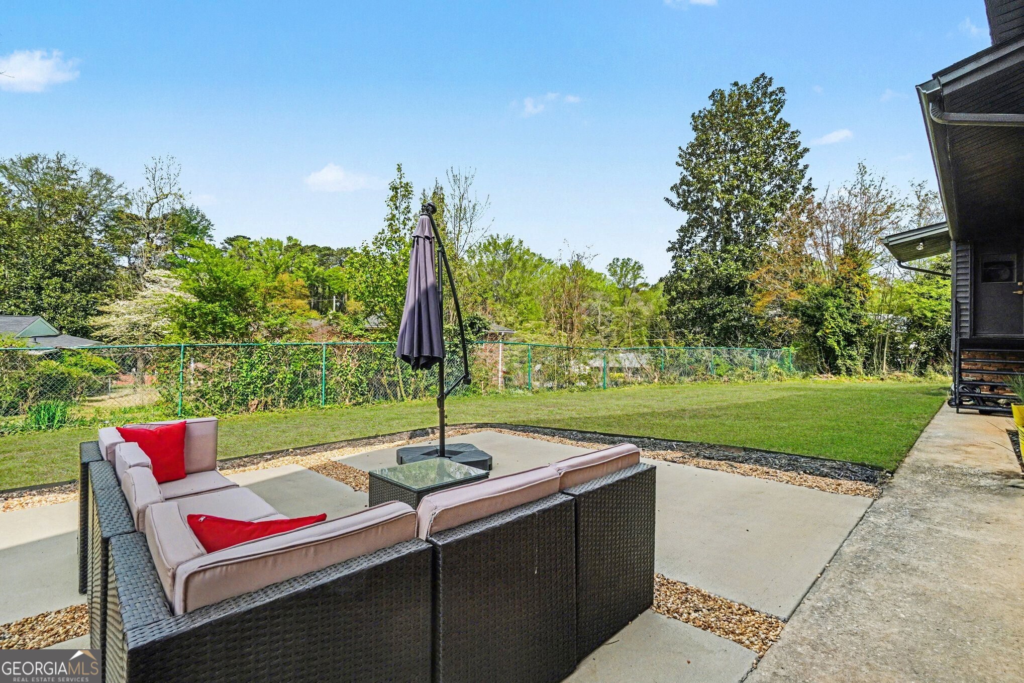 4233 Palm Springs Drive