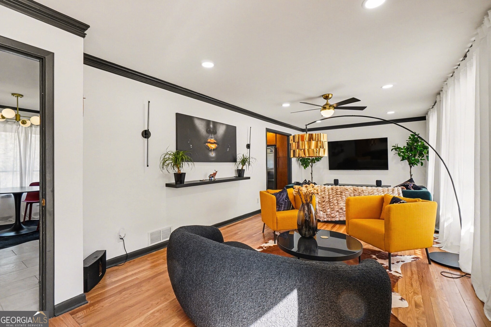 4233 Palm Springs Drive