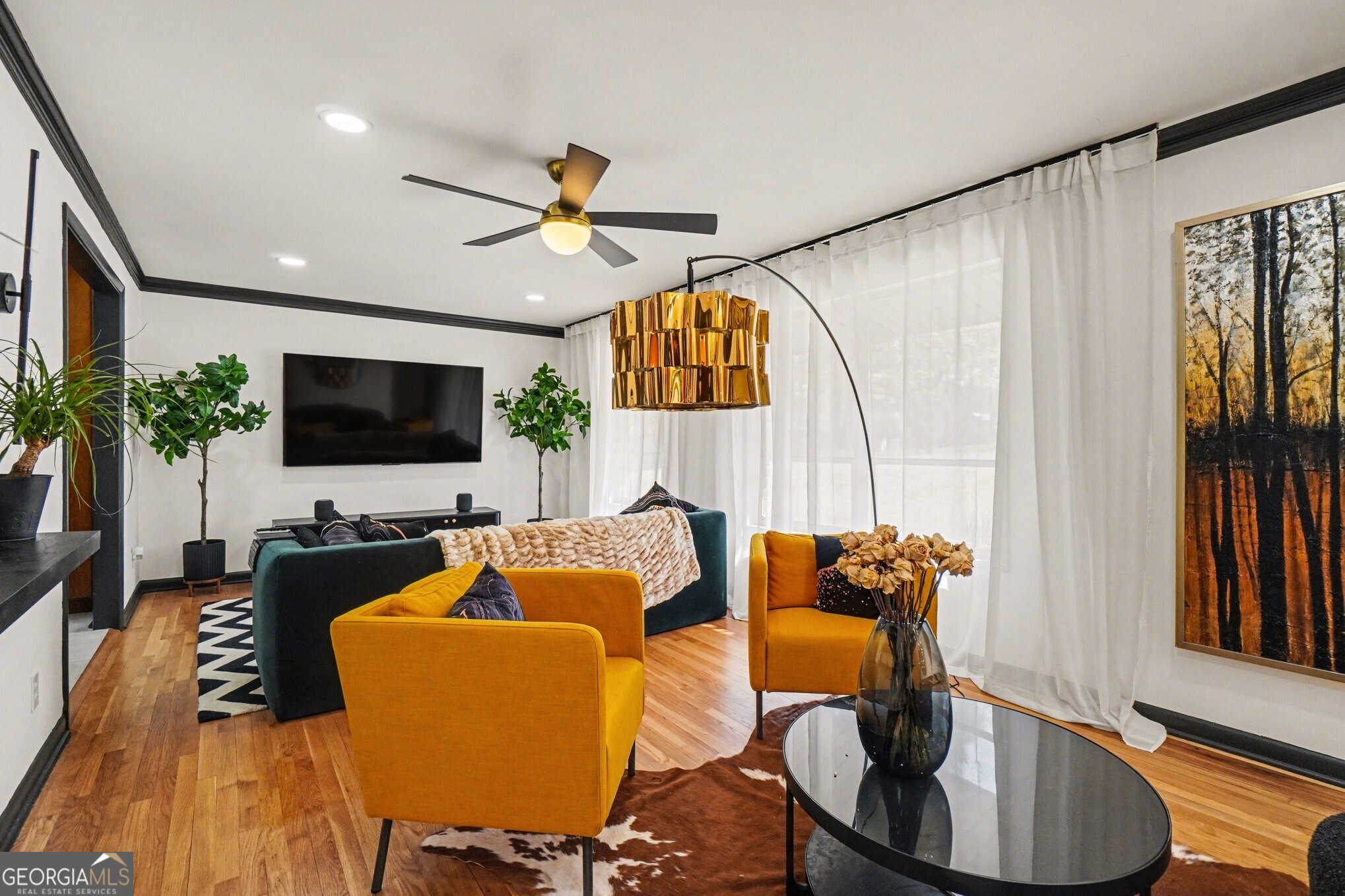 4233 Palm Springs Drive