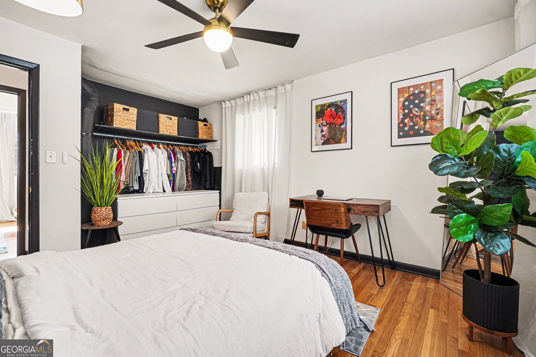 4233 Palm Springs Drive