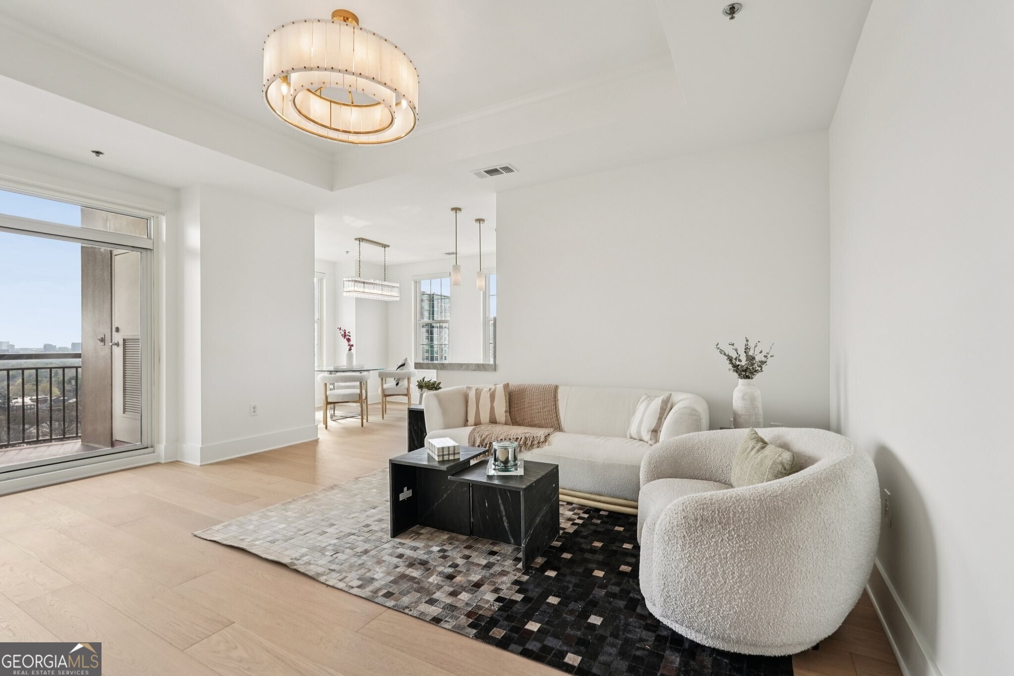 325 E Paces Ferry Road NE # 1608