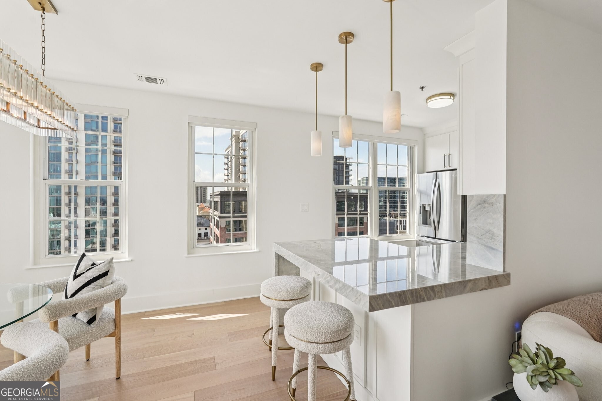 325 E Paces Ferry Road NE # 1608