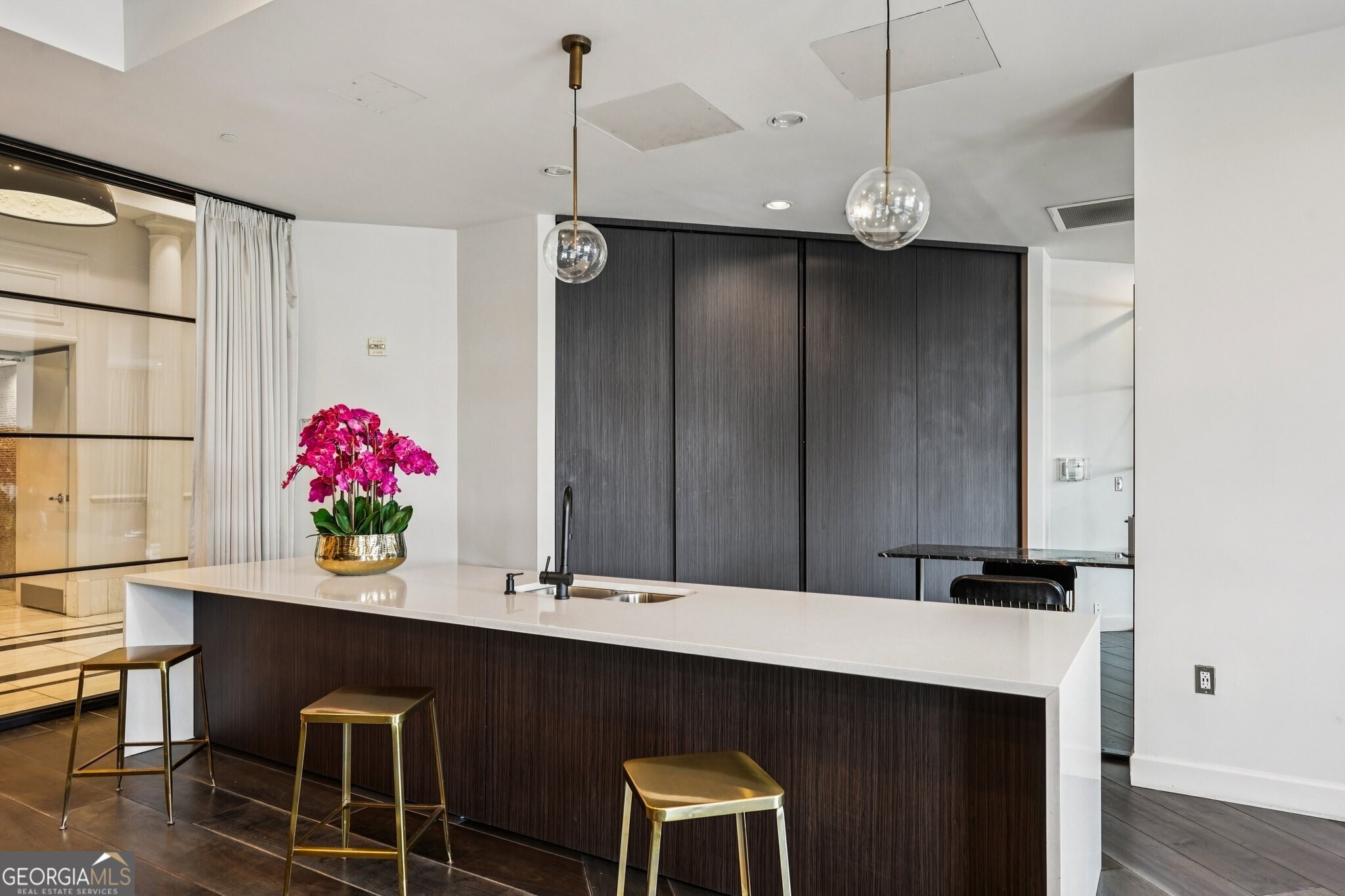 325 E Paces Ferry Road NE # 1608