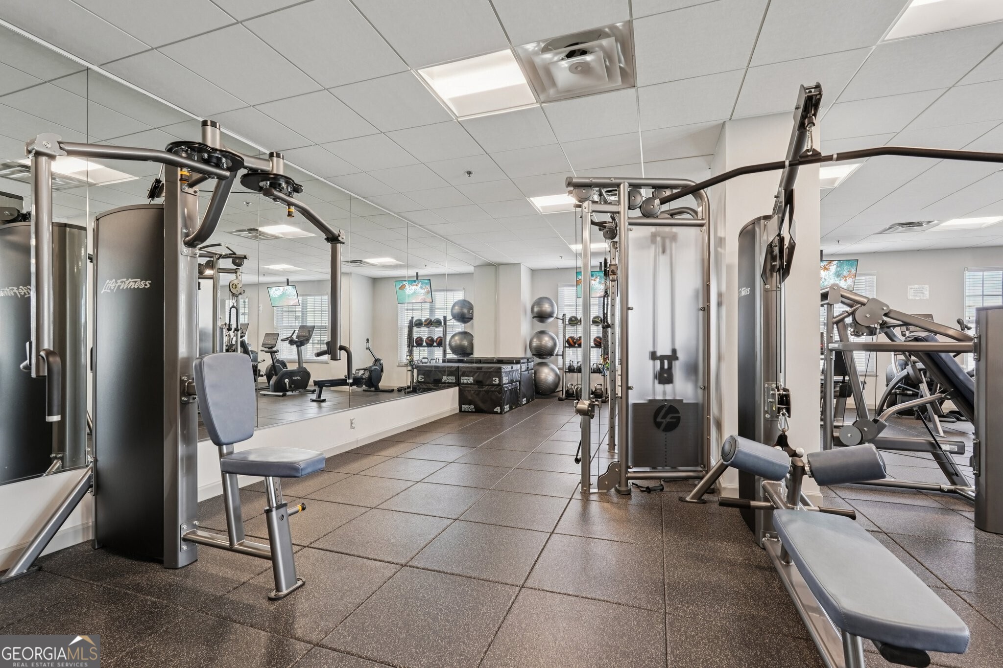 325 E Paces Ferry Road NE # 1608