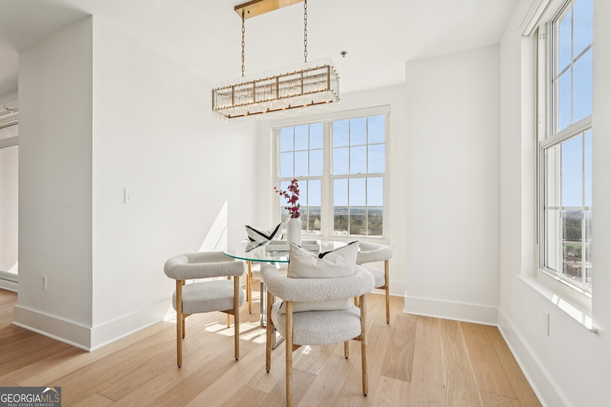 325 E Paces Ferry Road NE # 1608