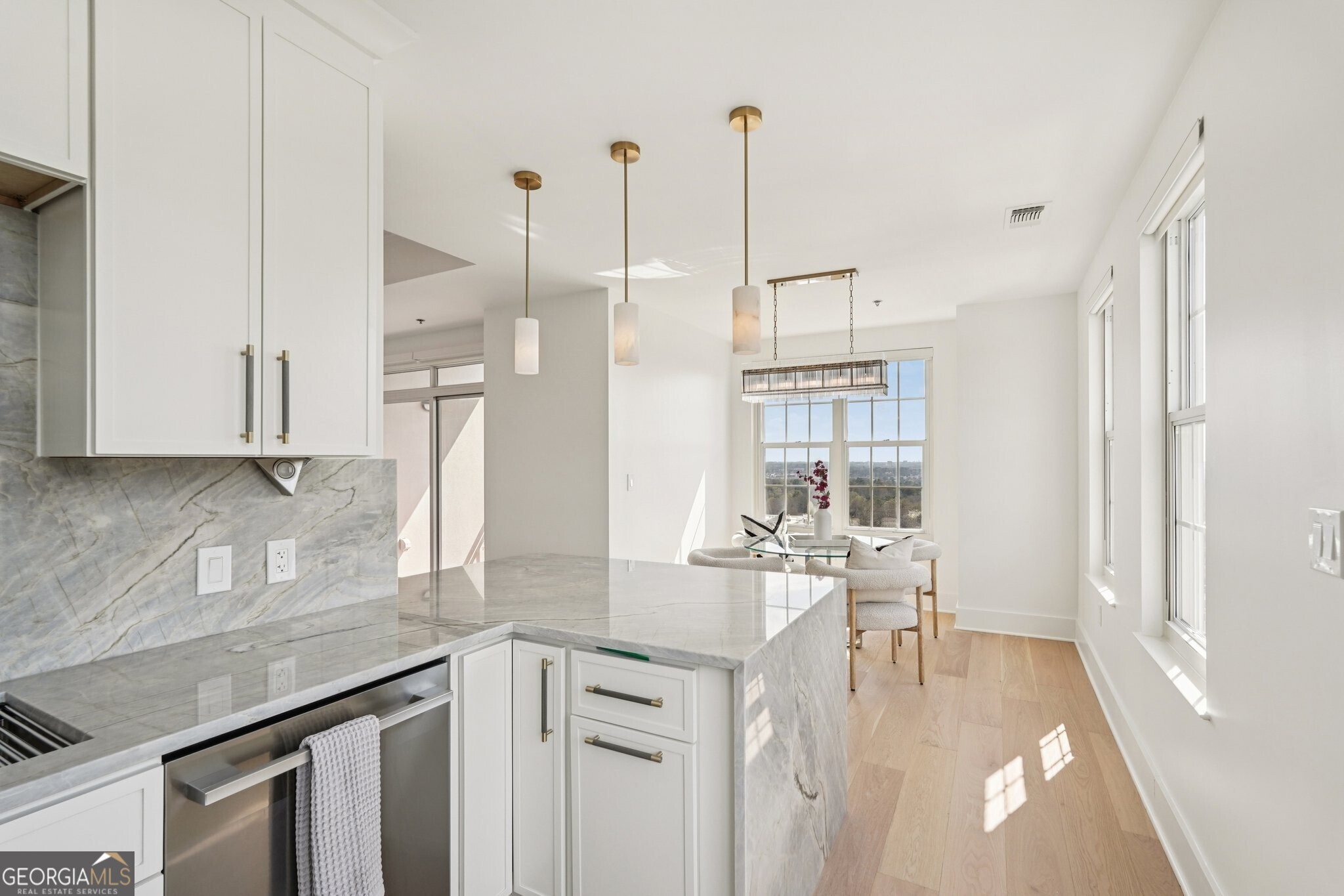 325 E Paces Ferry Road NE # 1608