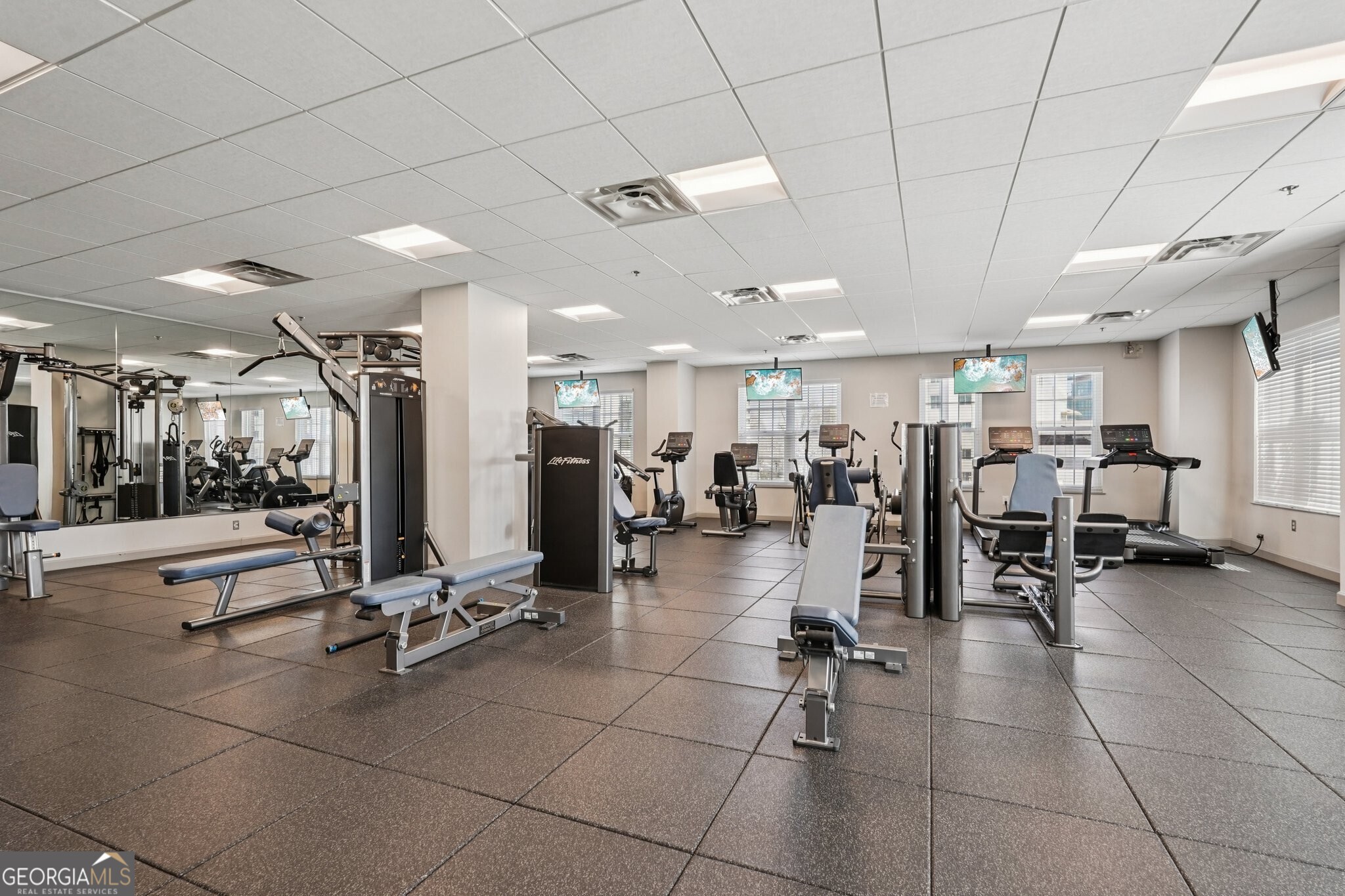 325 E Paces Ferry Road NE # 1608