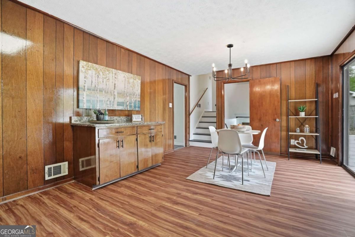 1143 Creekdale Drive