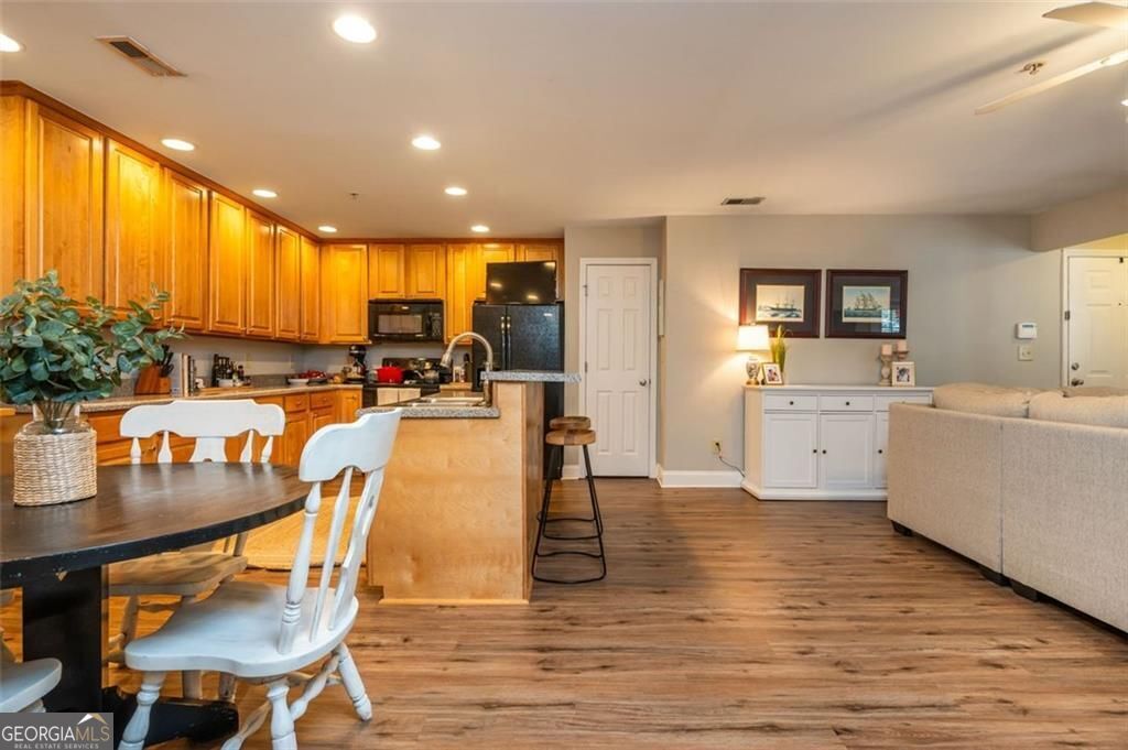 208 Madison Lane SE # 208